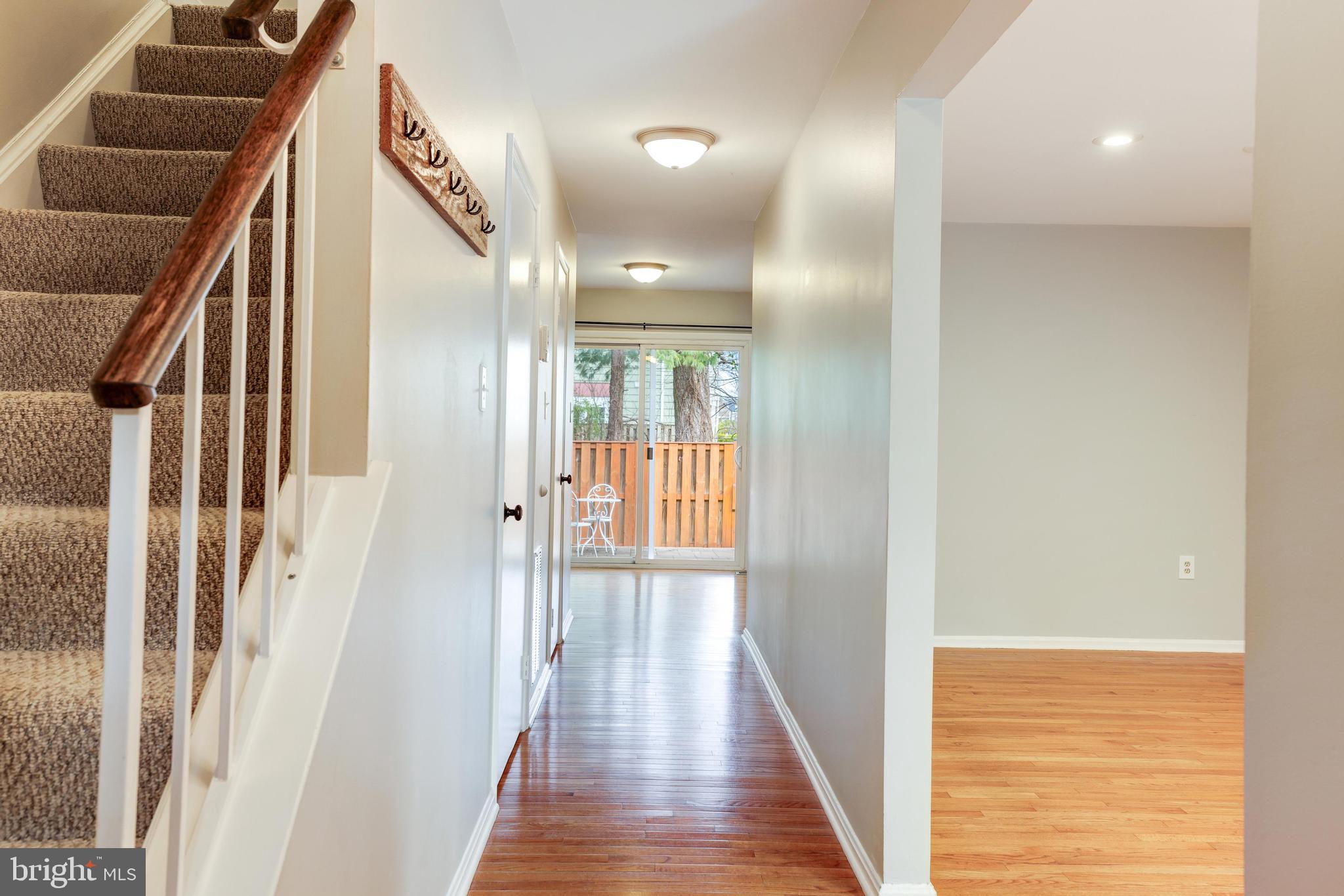 5511 Ridgeton Hill Ct