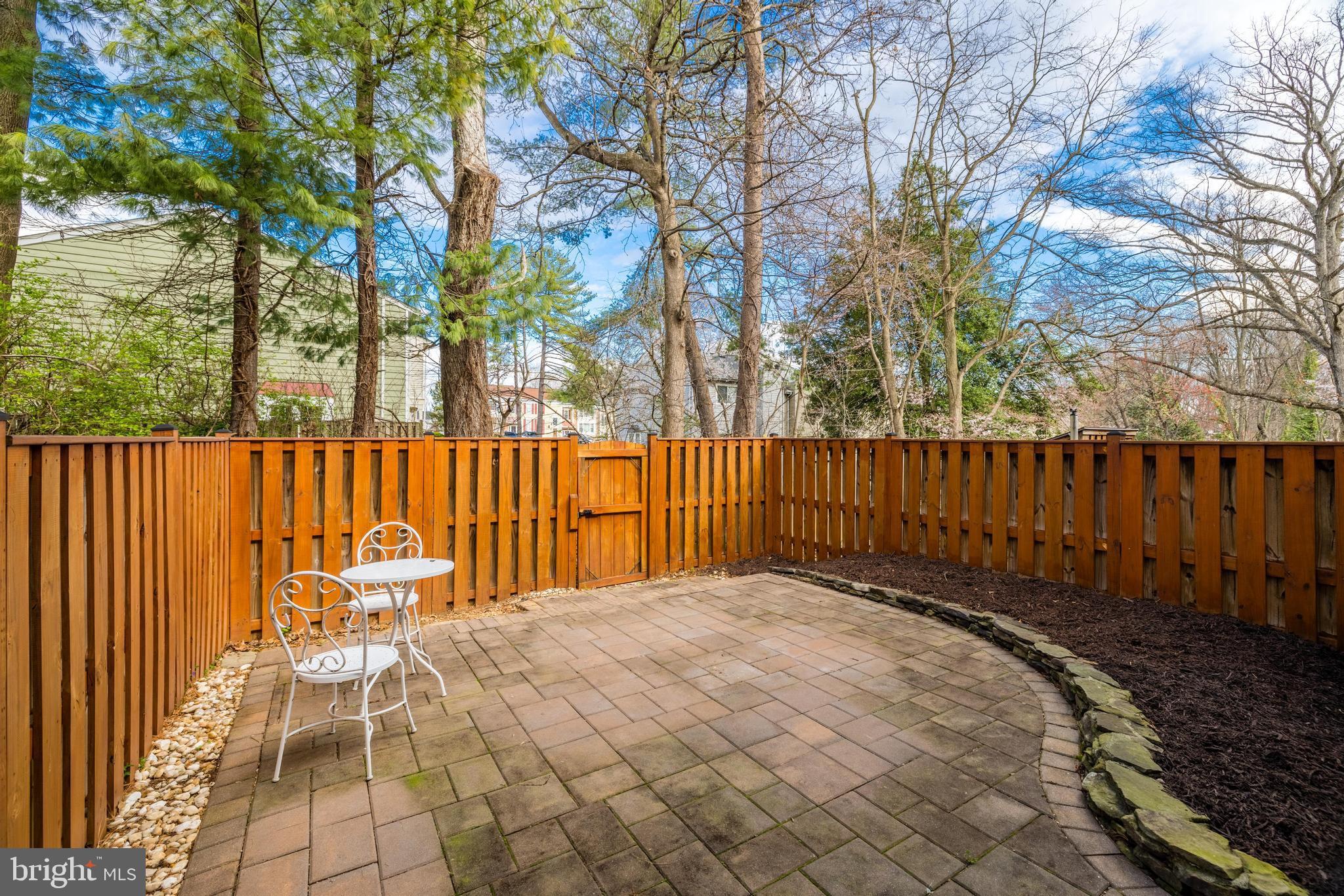 5511 Ridgeton Hill Ct