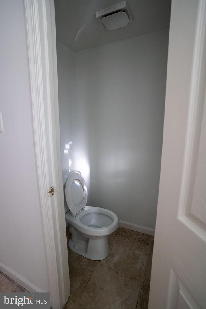 7446 Adams Park Ct