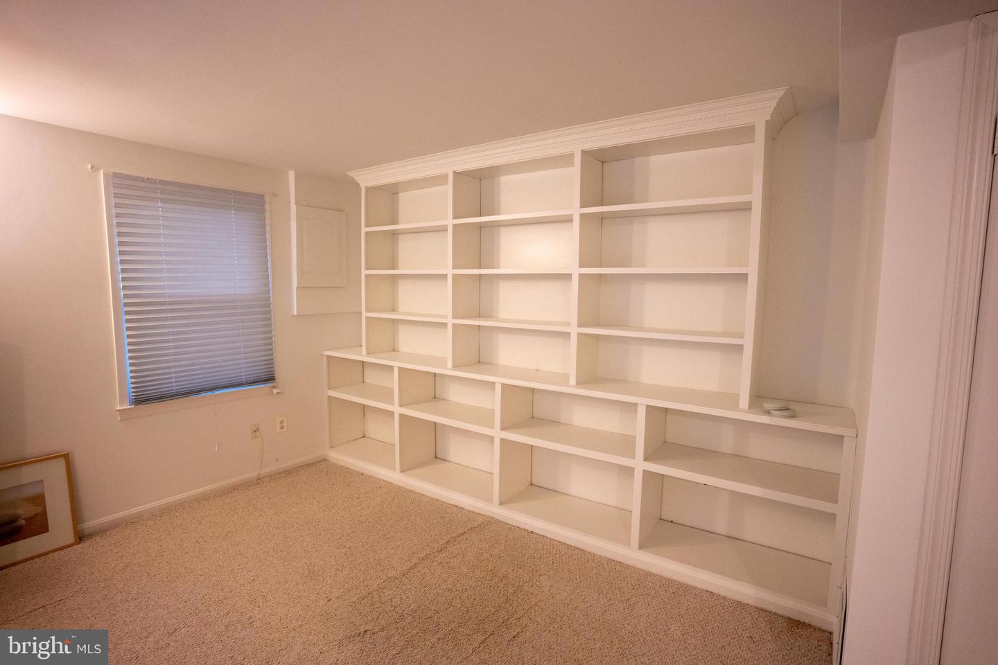 7446 Adams Park Ct