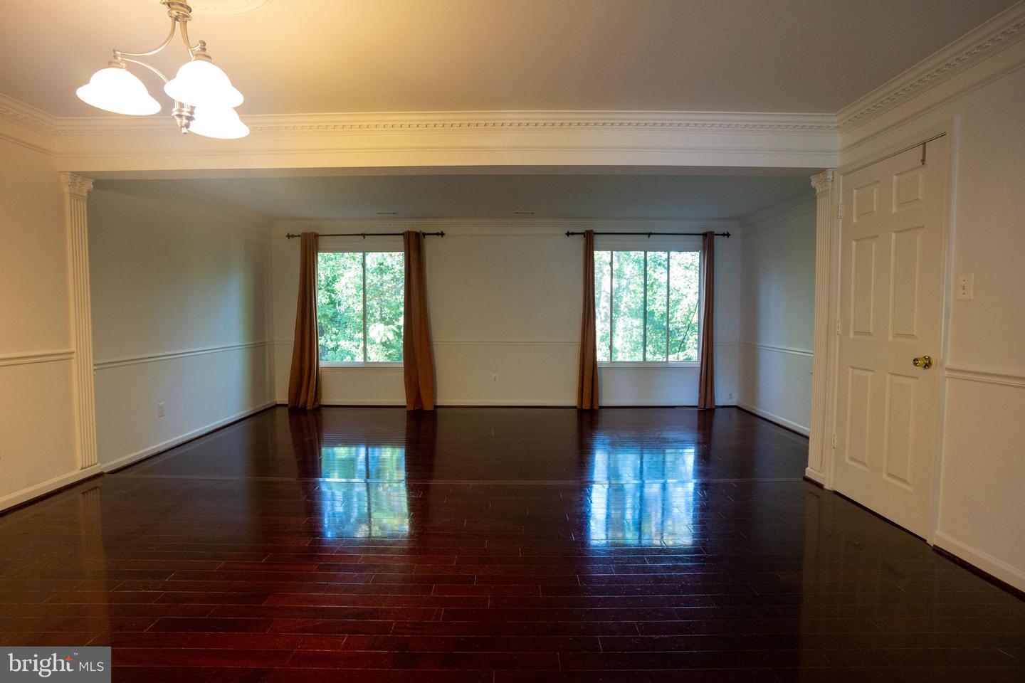 7446 Adams Park Ct