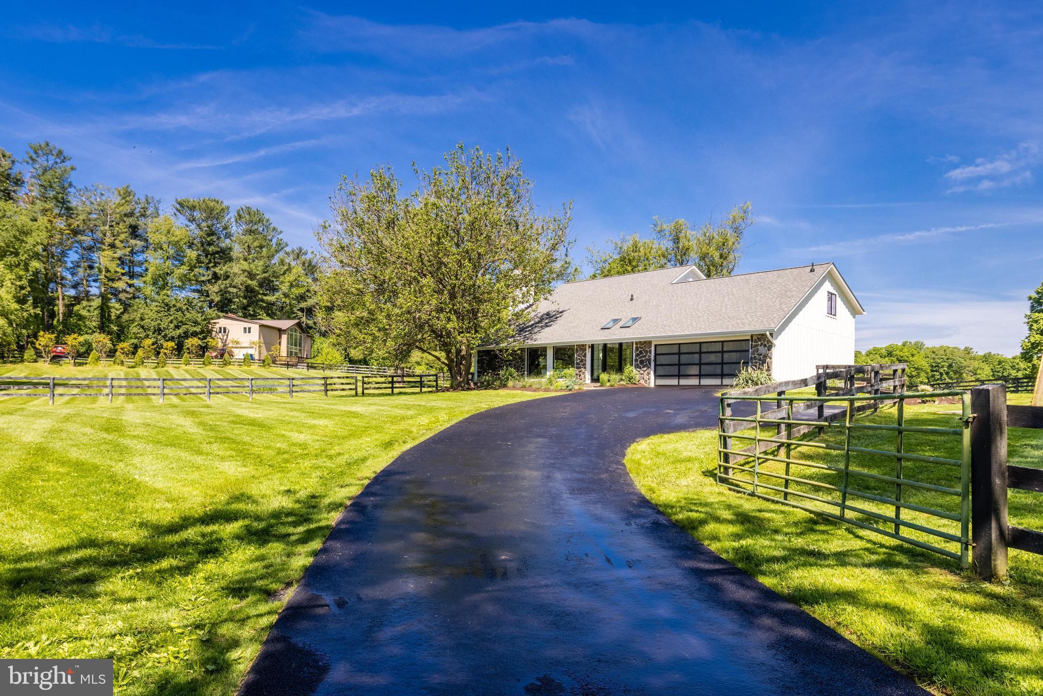 256 Bliss Ln