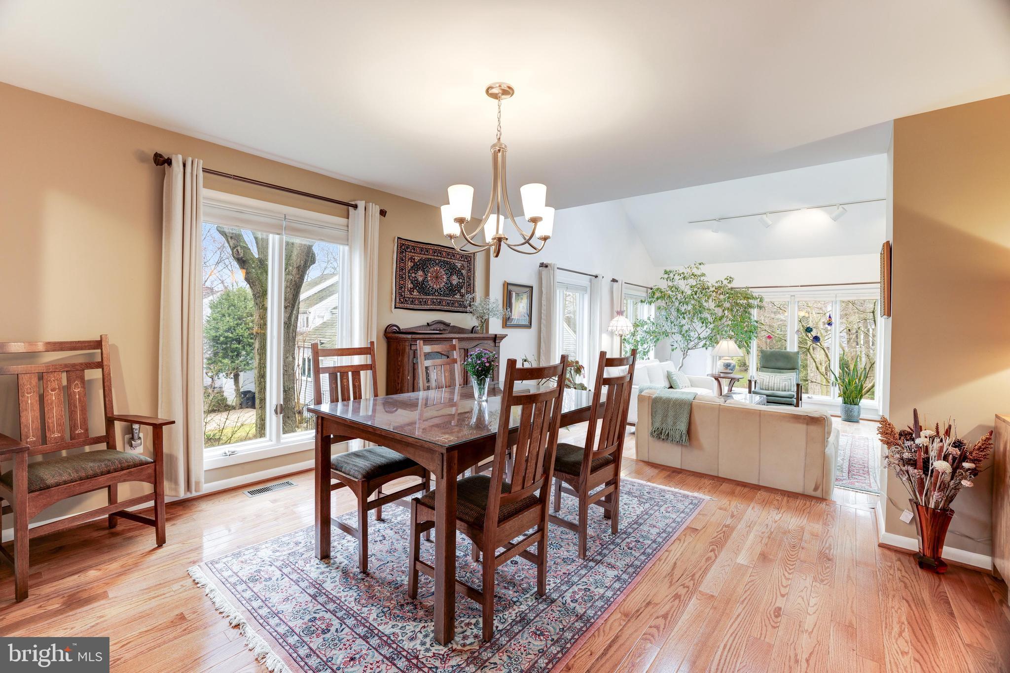 1263 Wedgewood Manor Way