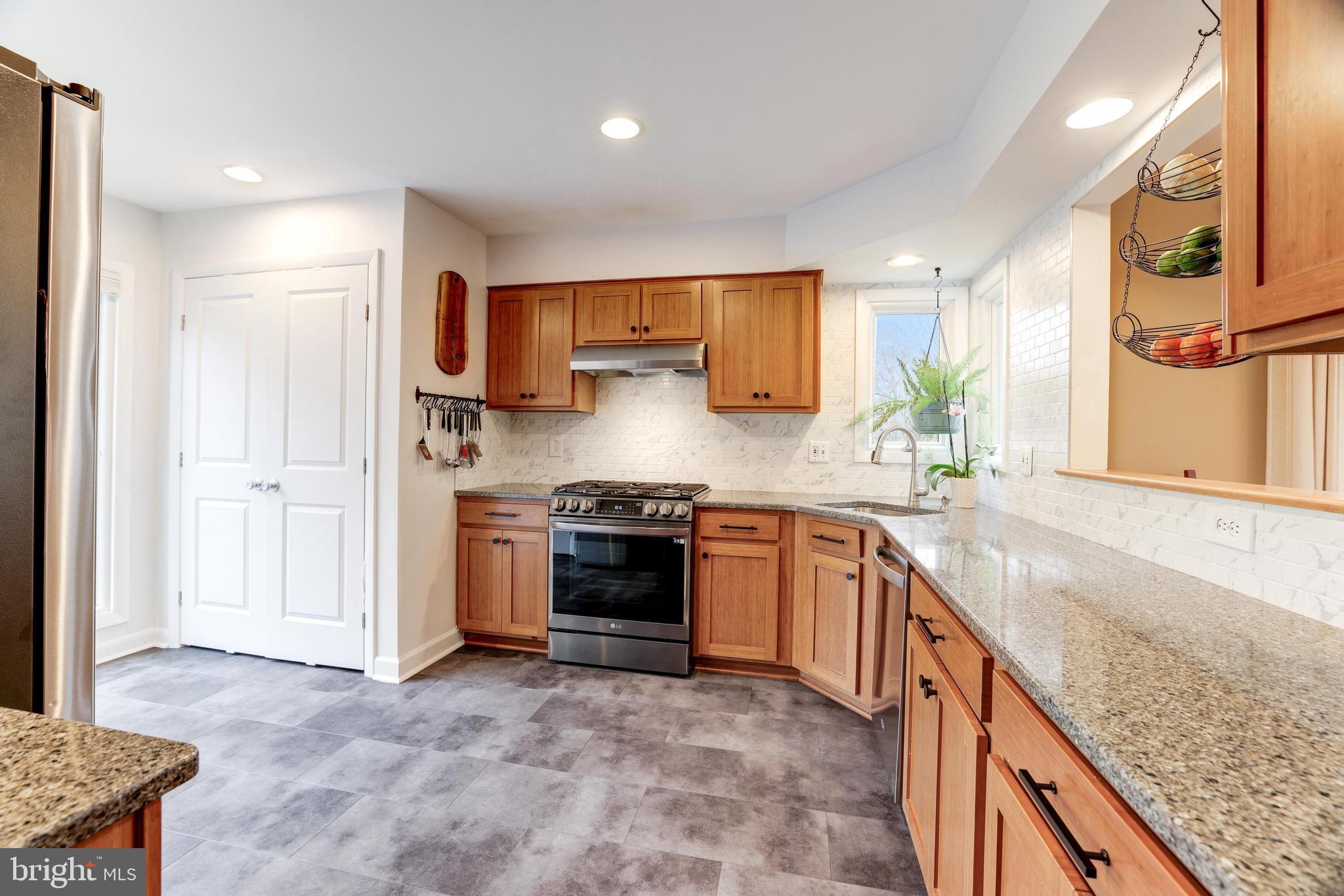 1263 Wedgewood Manor Way
