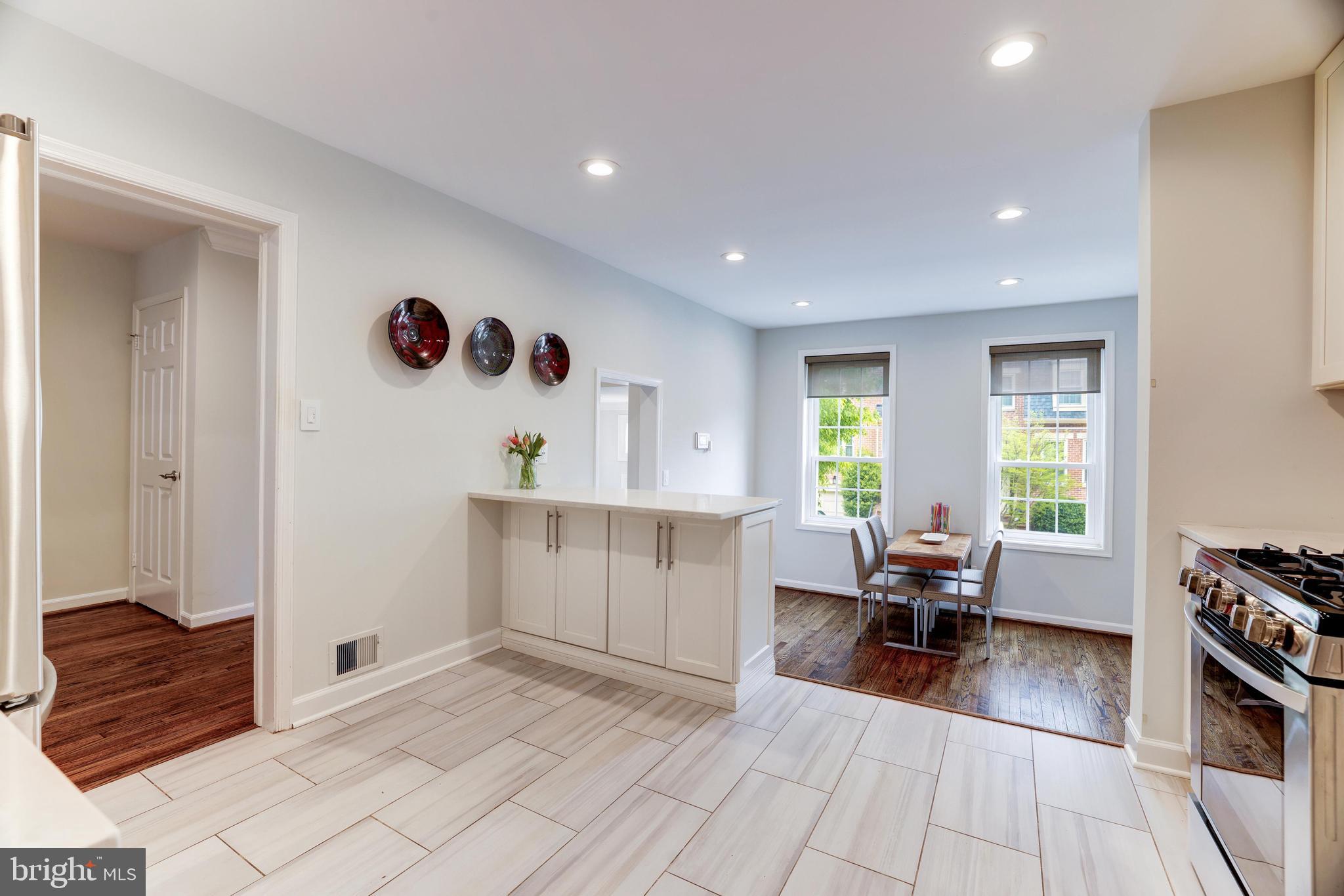 1404 McLean Mews Ct