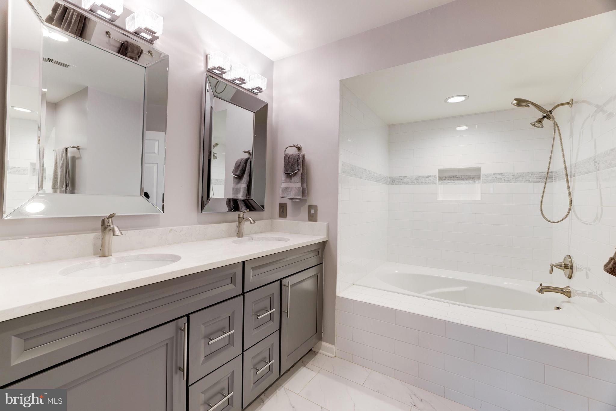 1404 McLean Mews Ct