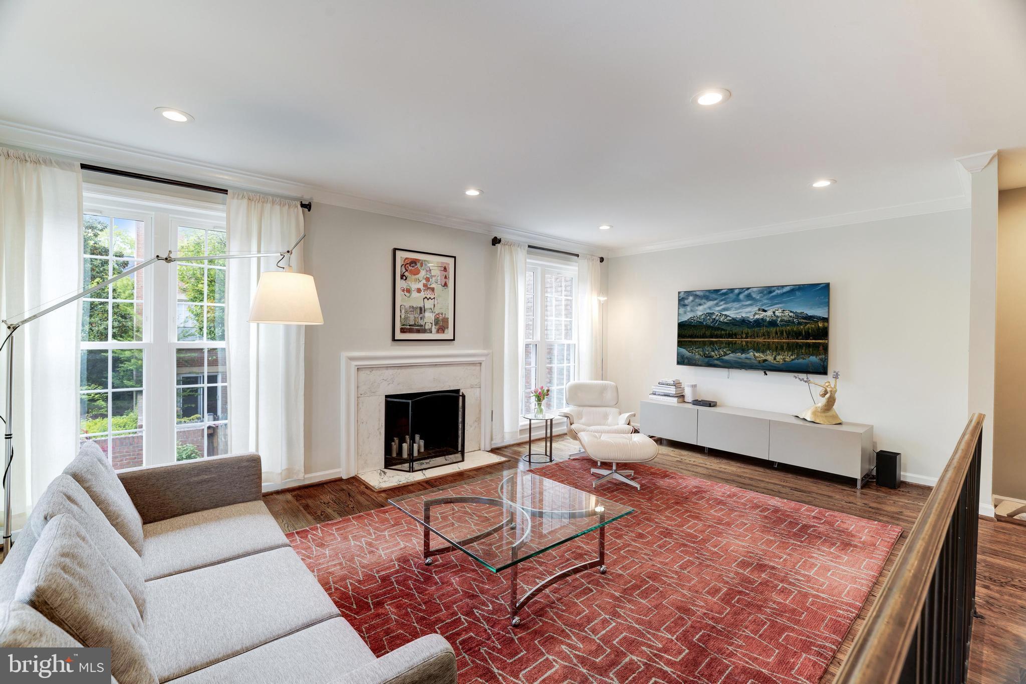 1404 McLean Mews Ct