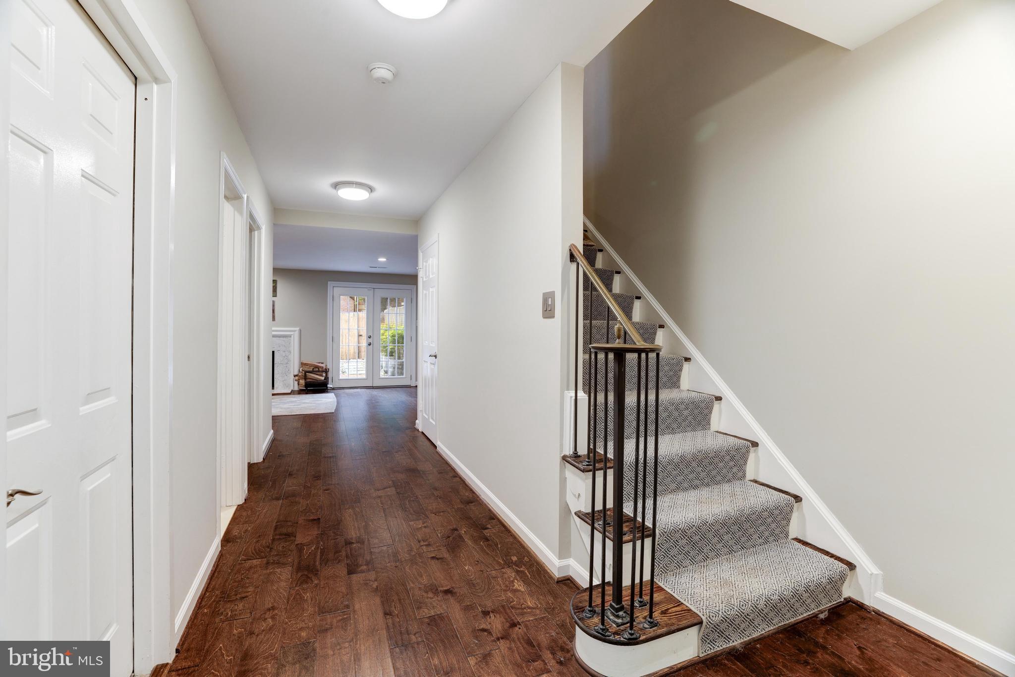 1404 McLean Mews Ct