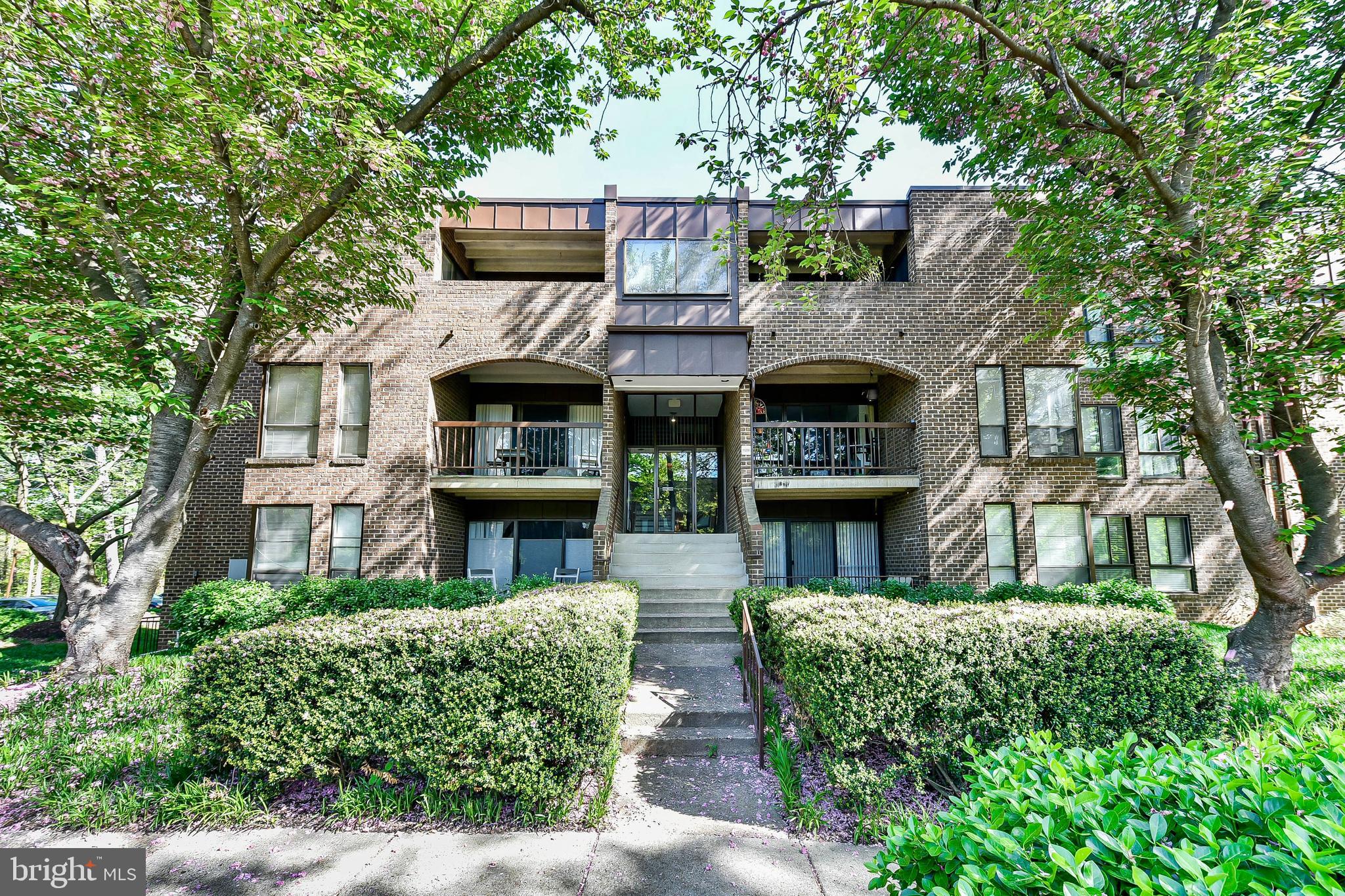 11256 Chestnut Grove Sq #243