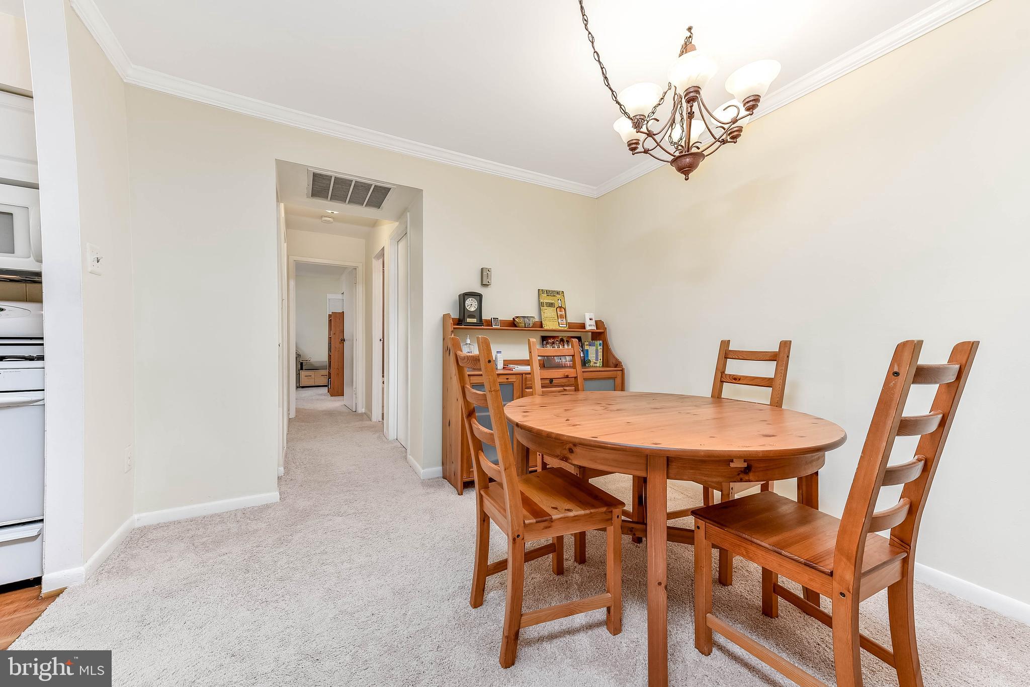 11256 Chestnut Grove Sq #243