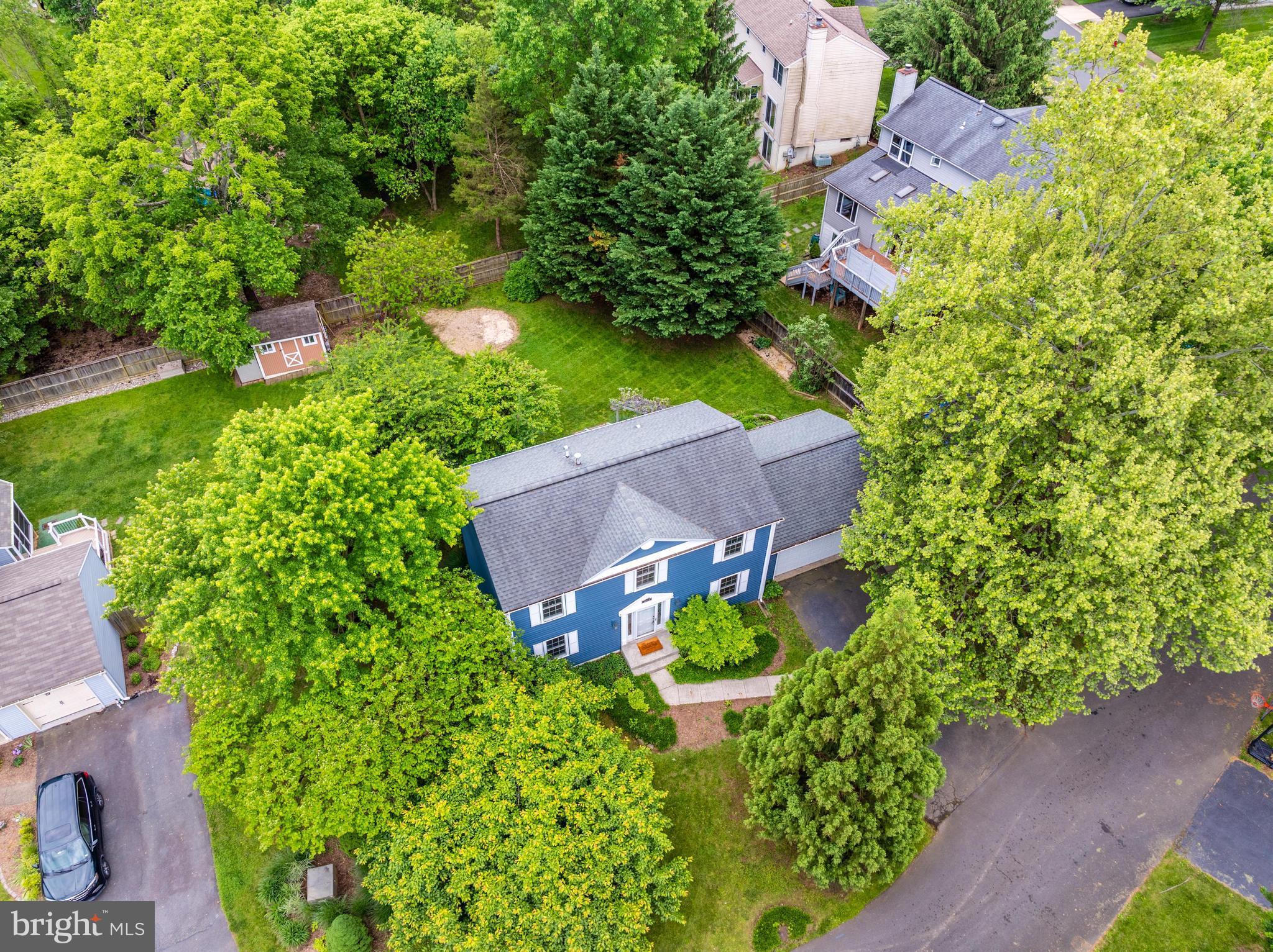 1404 Kingsvale Cir