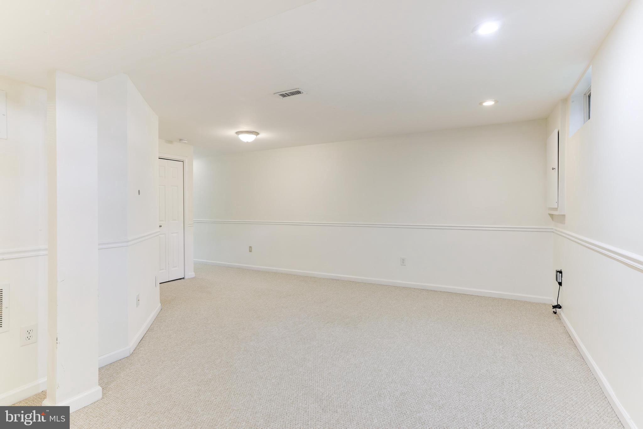 1404 Kingsvale Cir