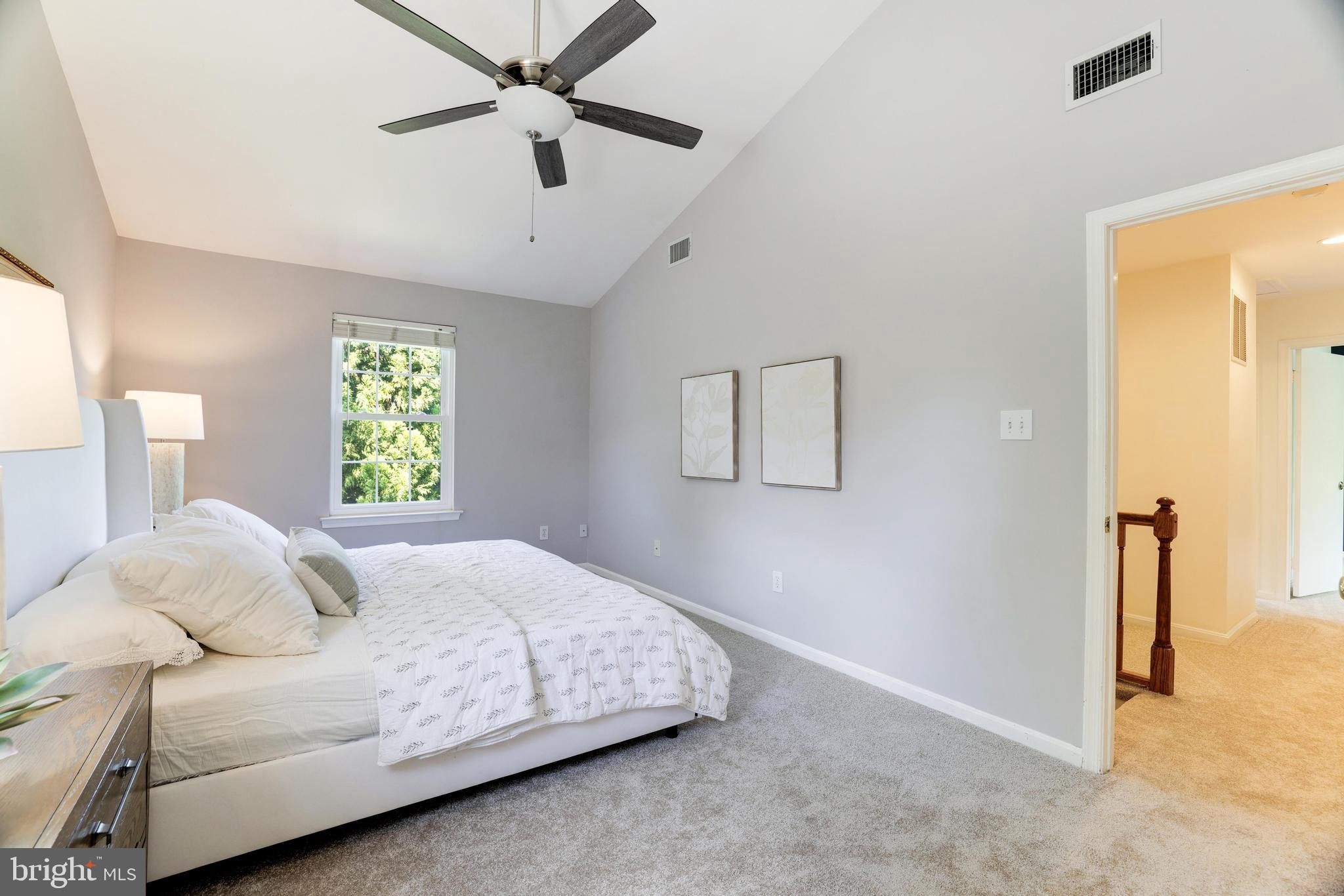 1404 Kingsvale Cir