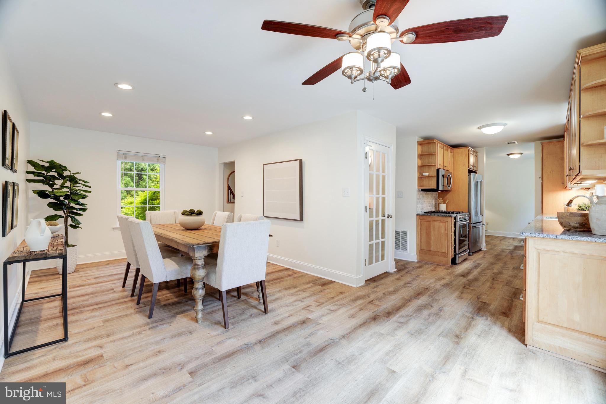 1404 Kingsvale Cir