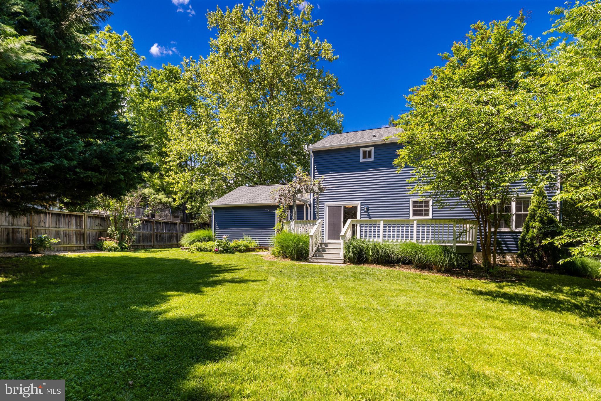 1404 Kingsvale Cir