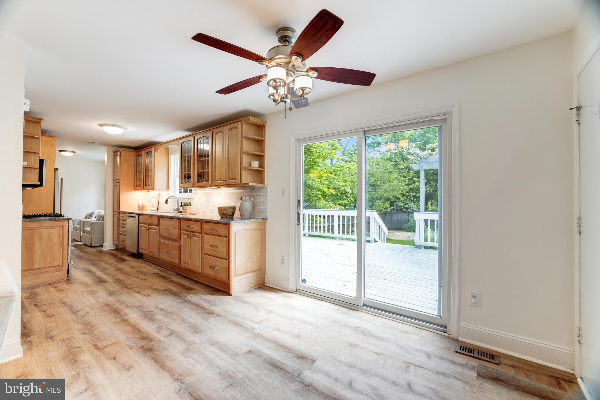 1404 Kingsvale Cir