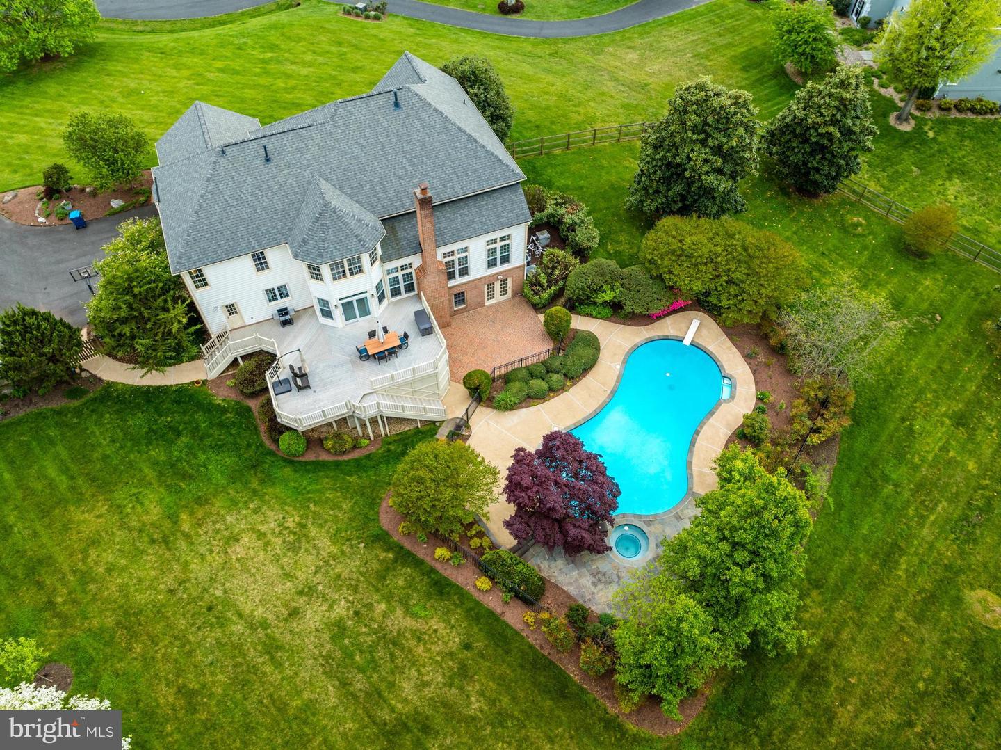 511 Nalls Dairy Ct