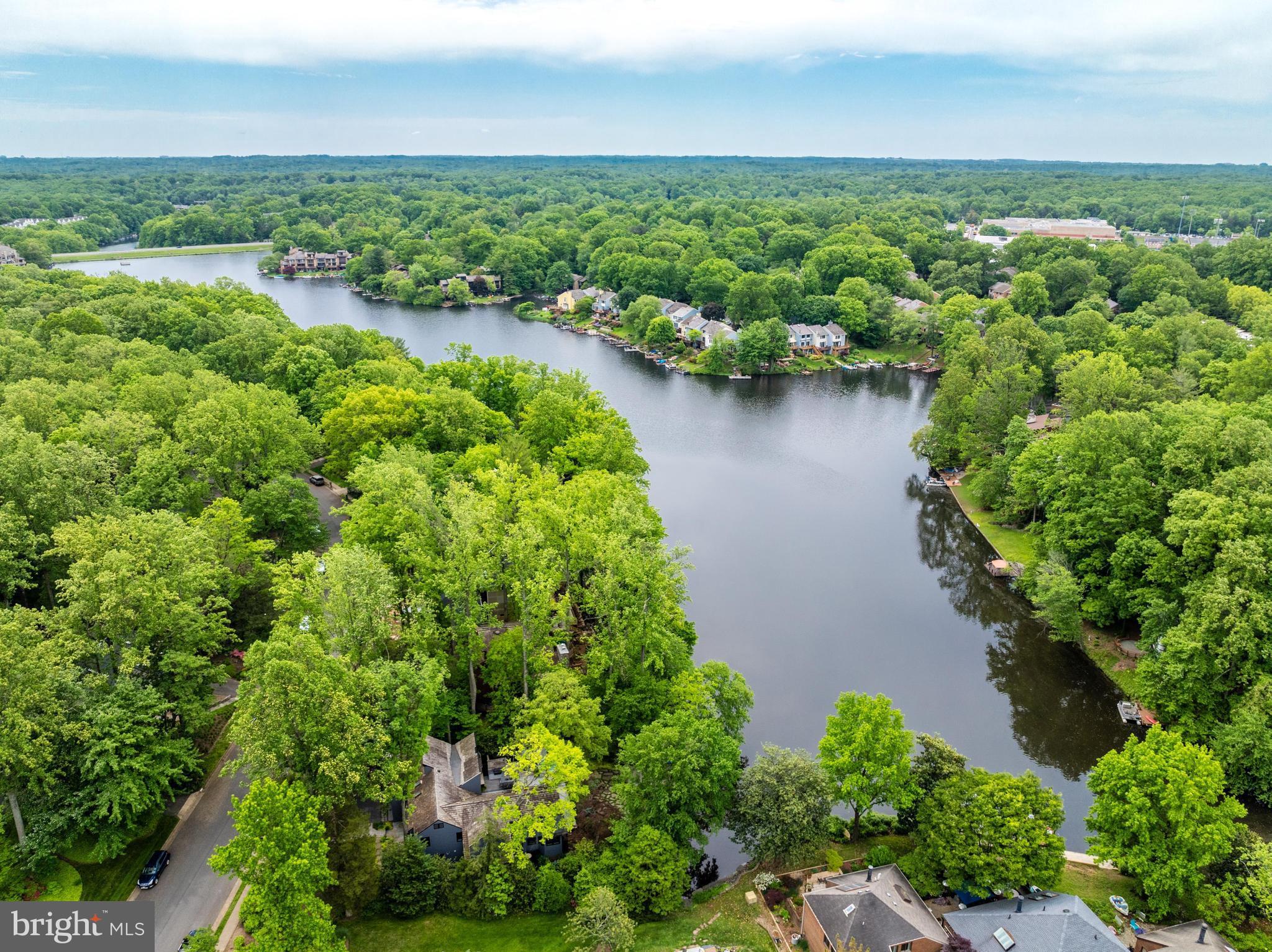 1926 Upper Lake Dr