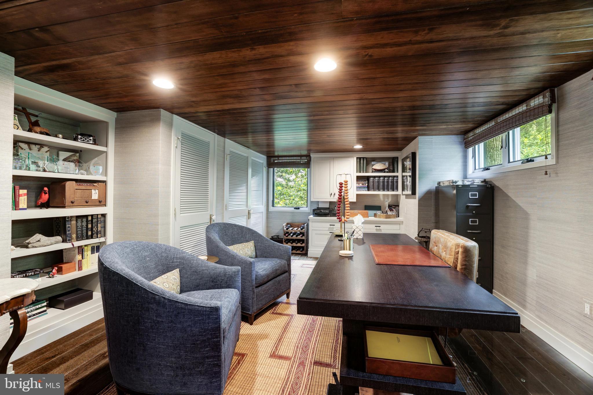 1926 Upper Lake Dr