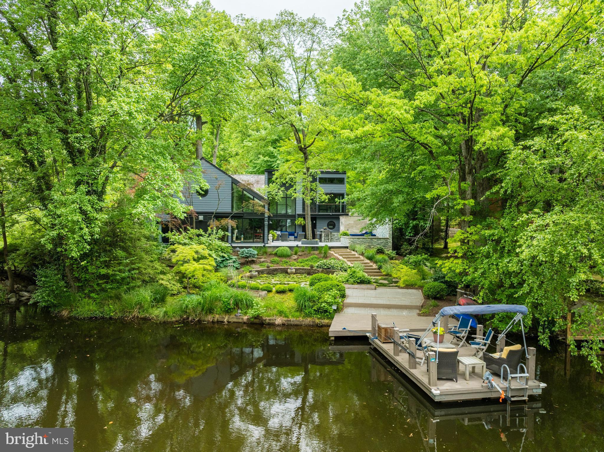 1926 Upper Lake Dr