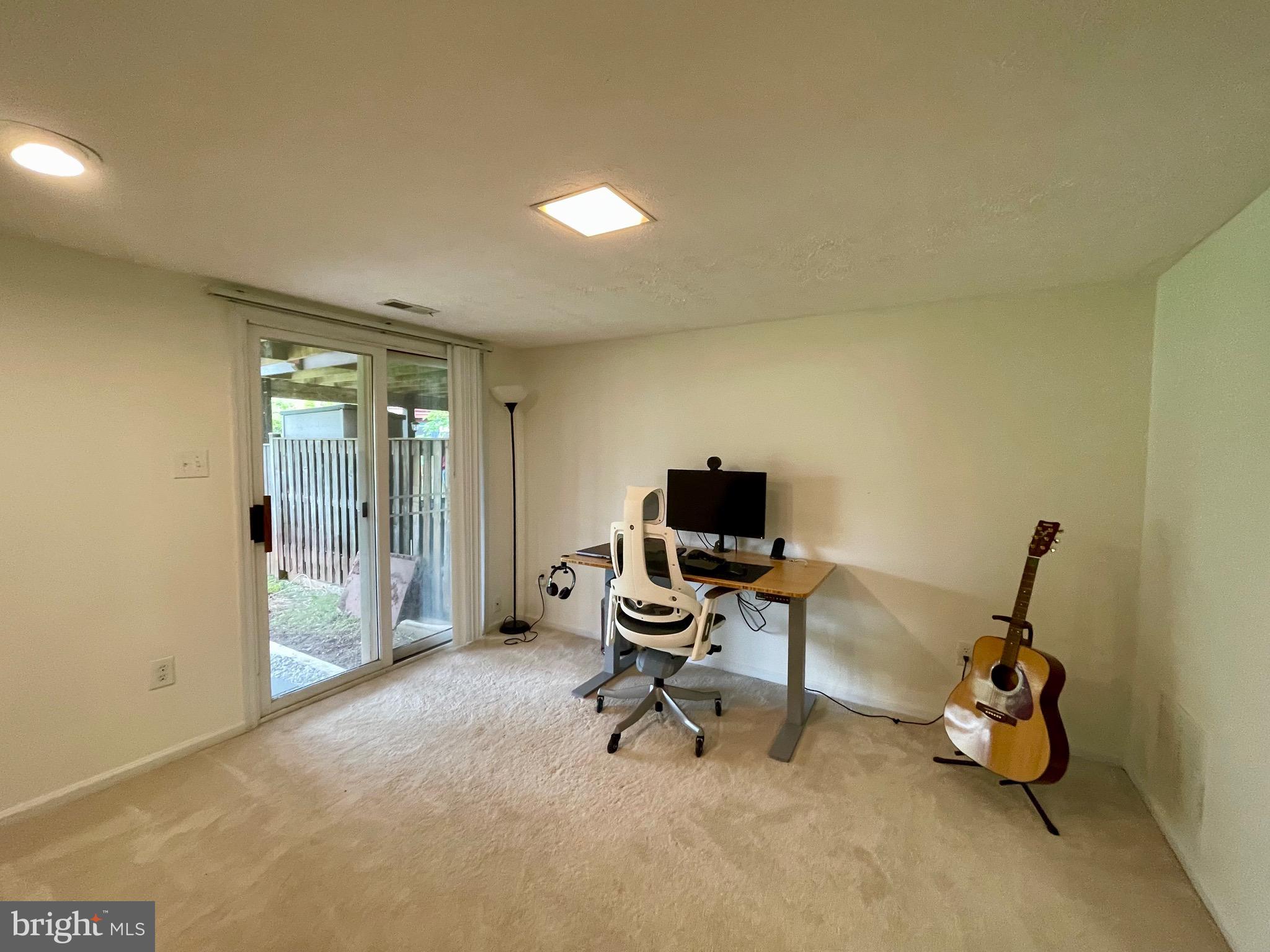 5199 Glen Meadow Dr