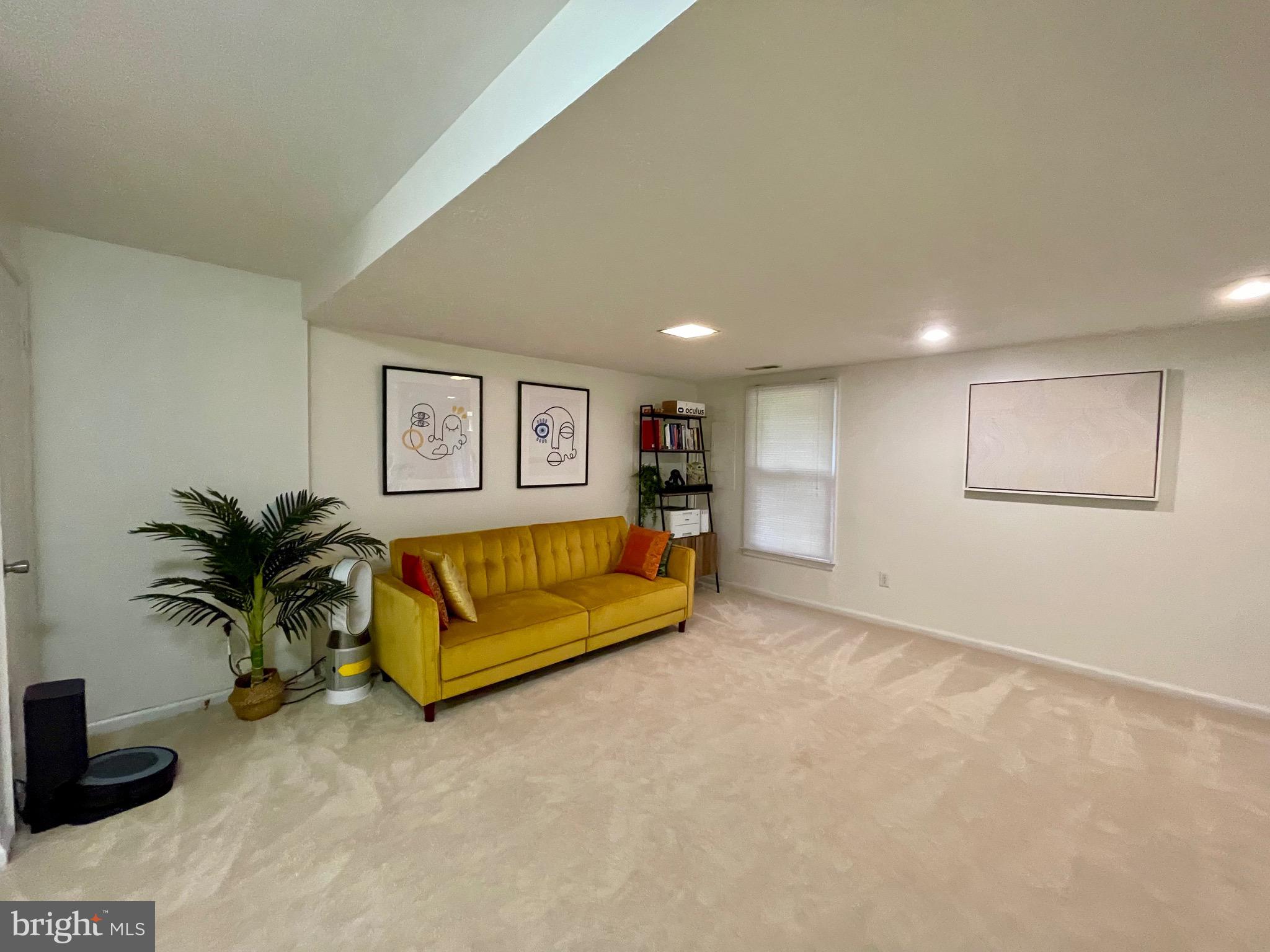 5199 Glen Meadow Dr