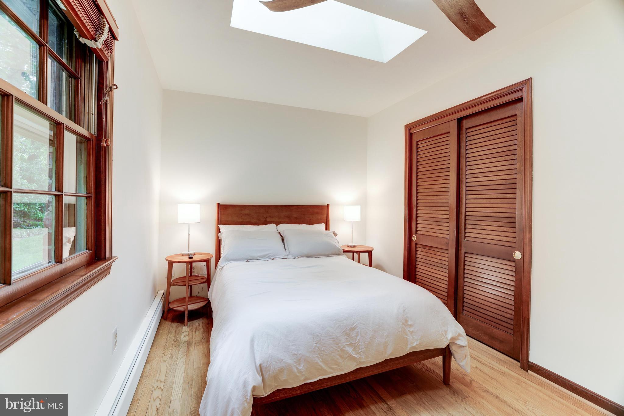 922 Constellation Dr