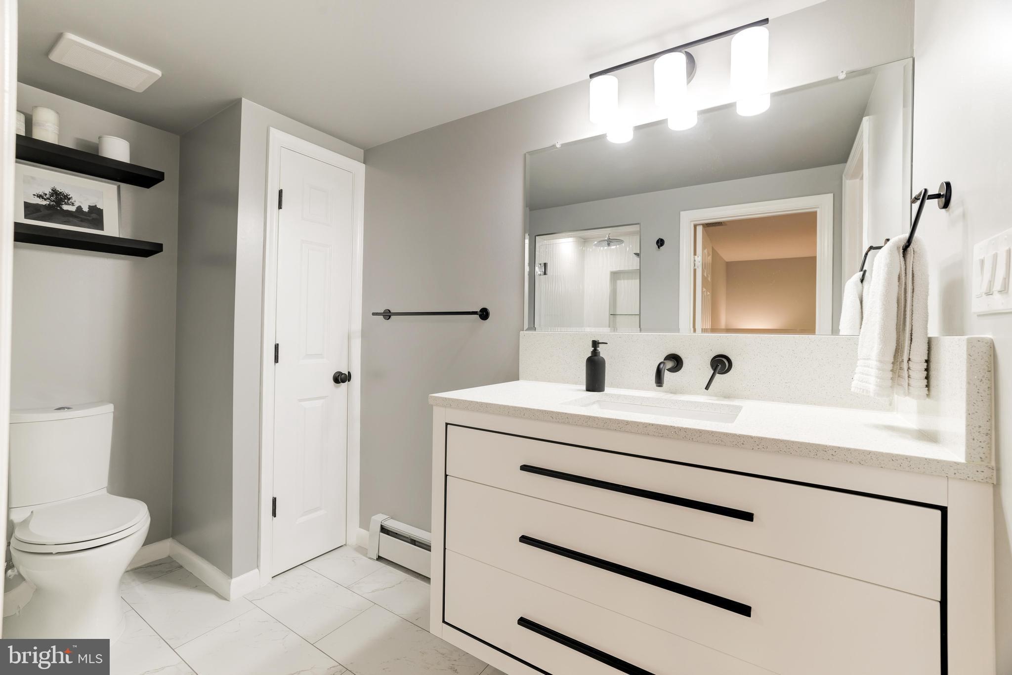 922 Constellation Dr