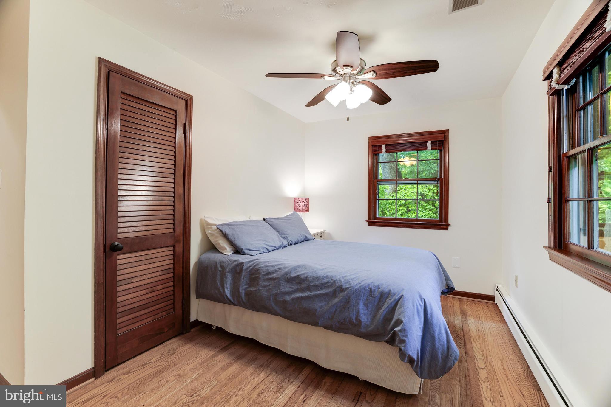 922 Constellation Dr