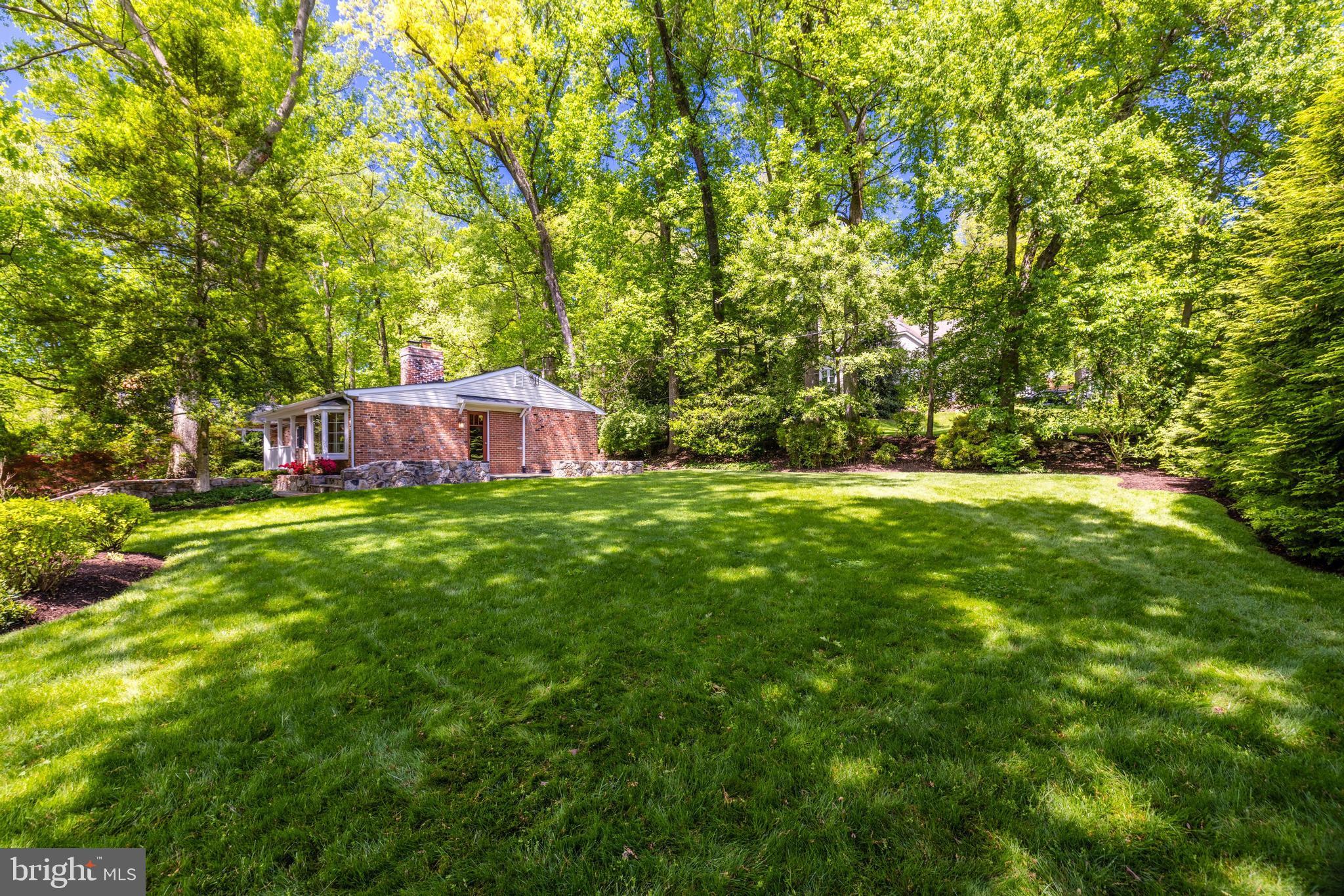 922 Constellation Dr