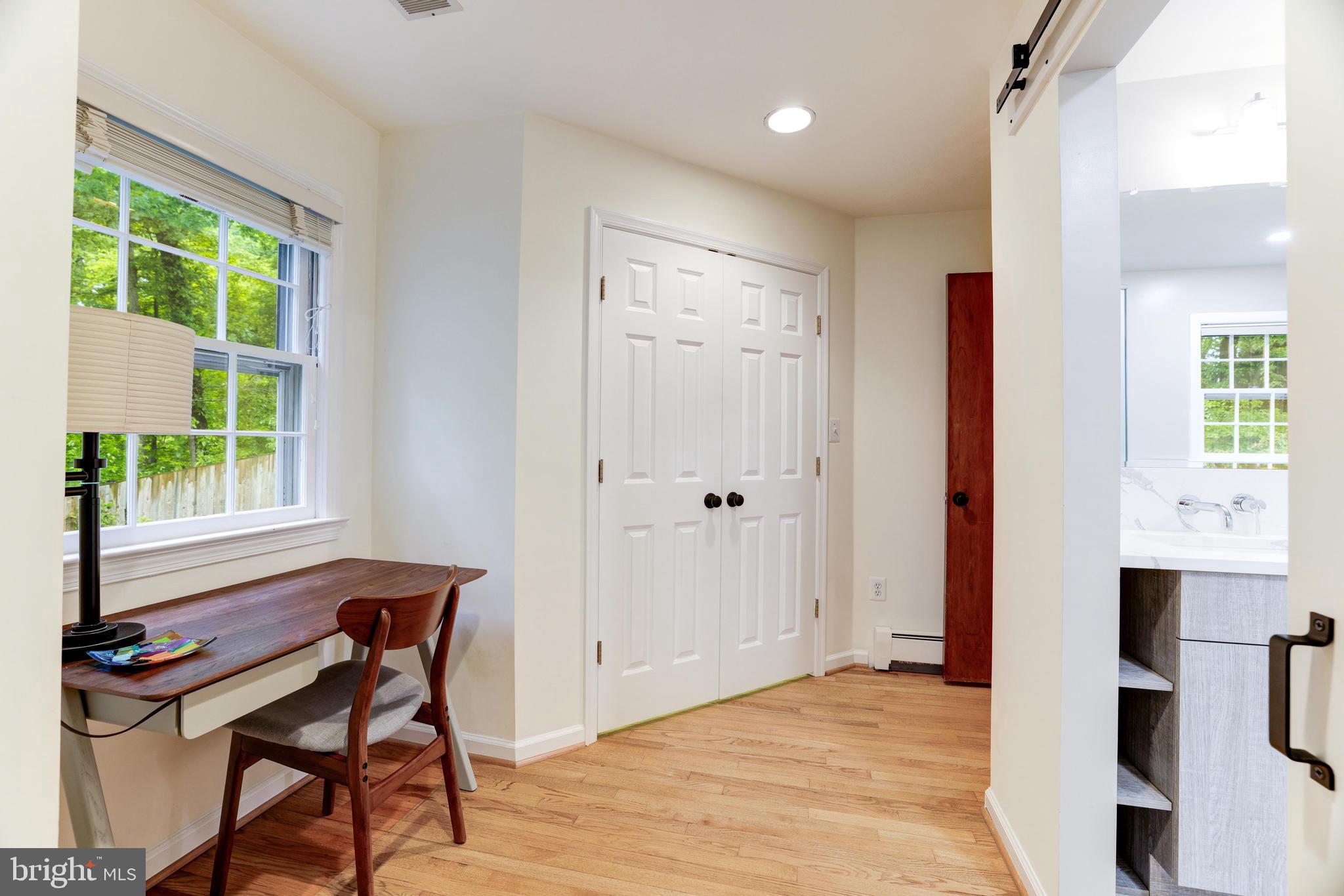 922 Constellation Dr