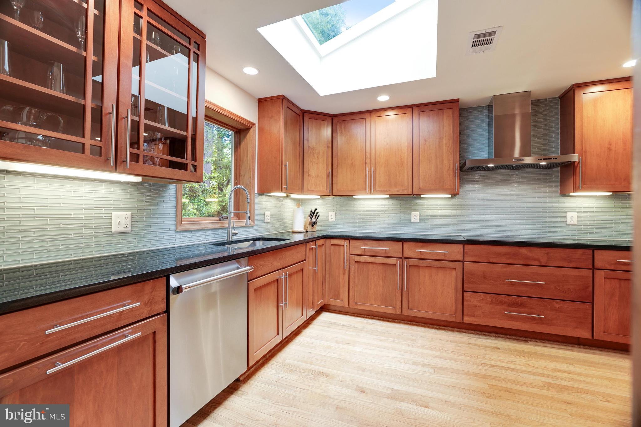 922 Constellation Dr