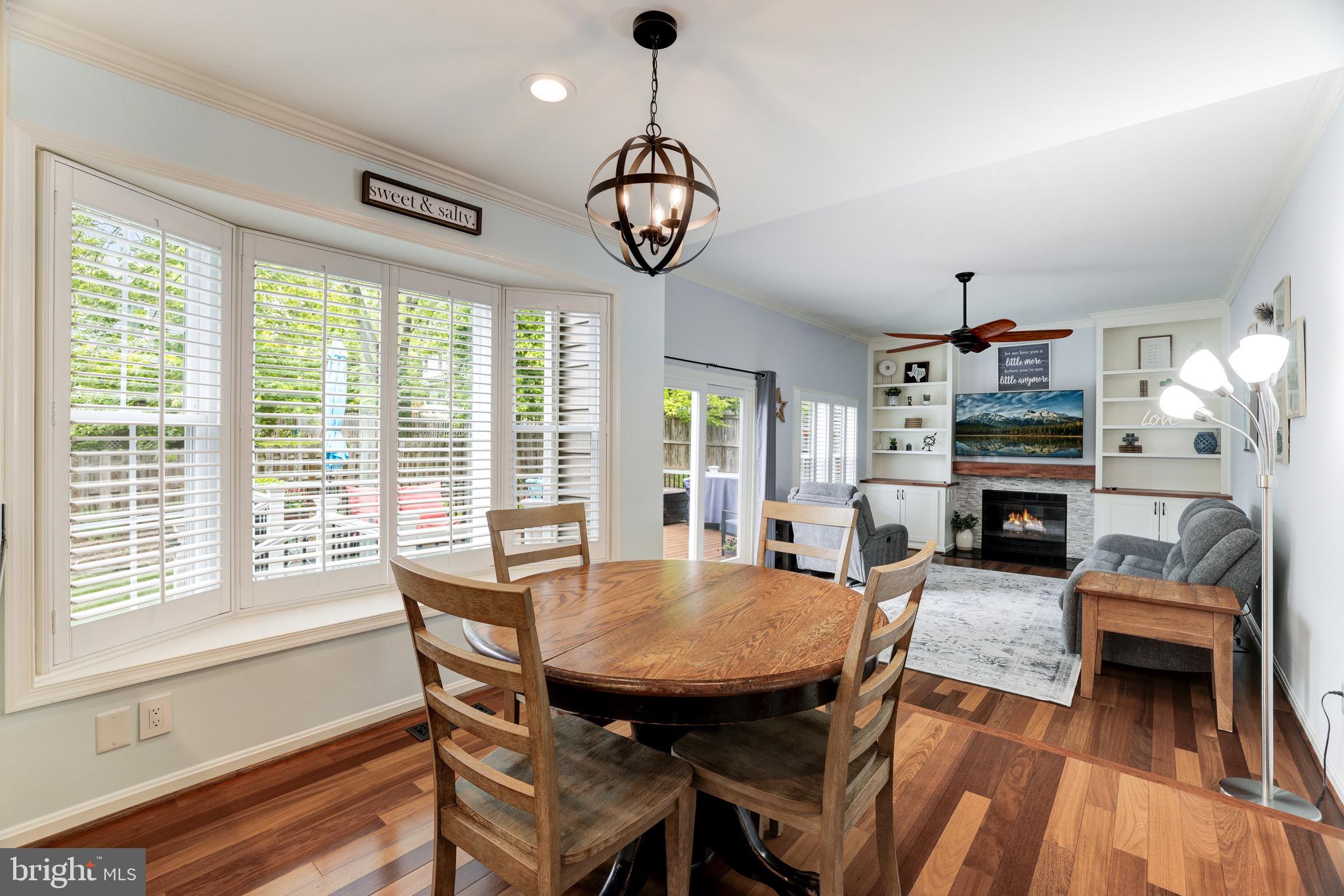 999 Crestview Dr