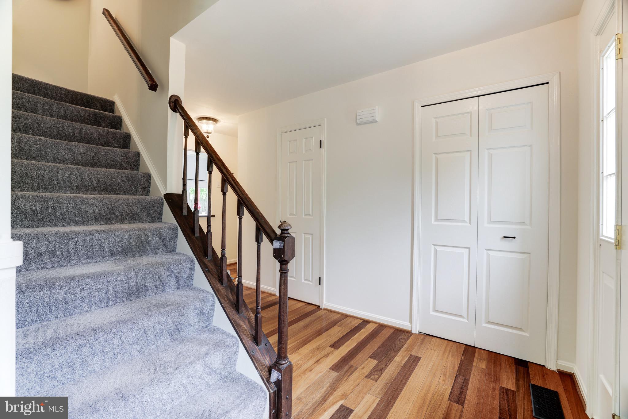 999 Crestview Dr