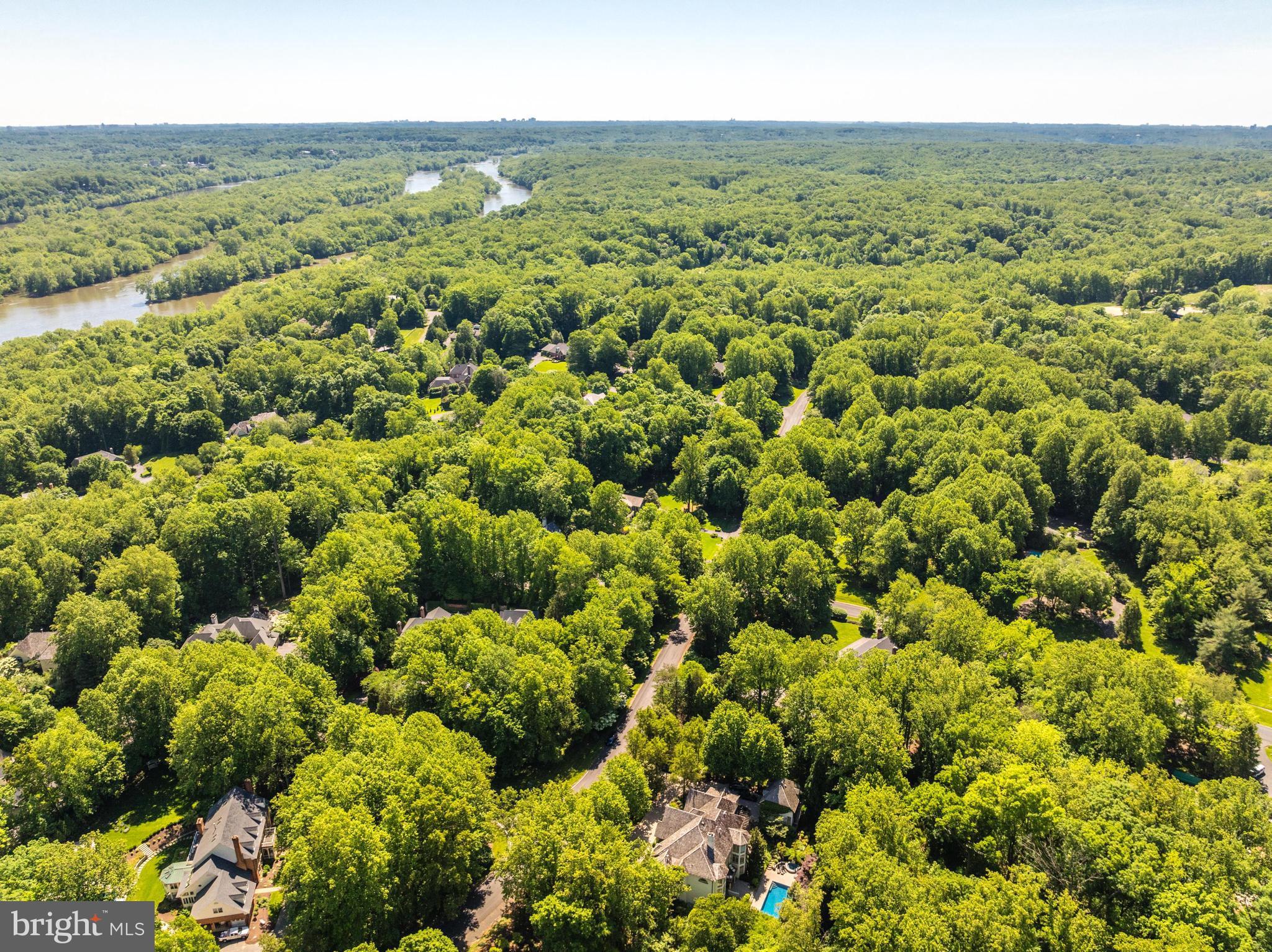 10005 Windy Hollow Rd