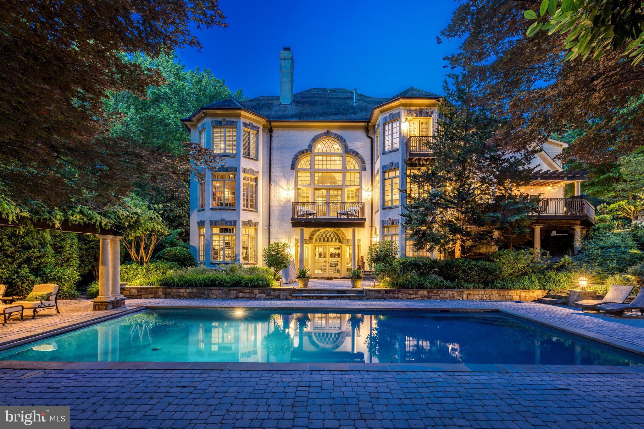 10005 Windy Hollow Rd
