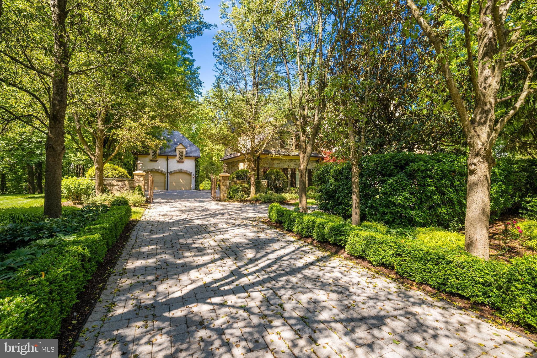 10005 Windy Hollow Rd