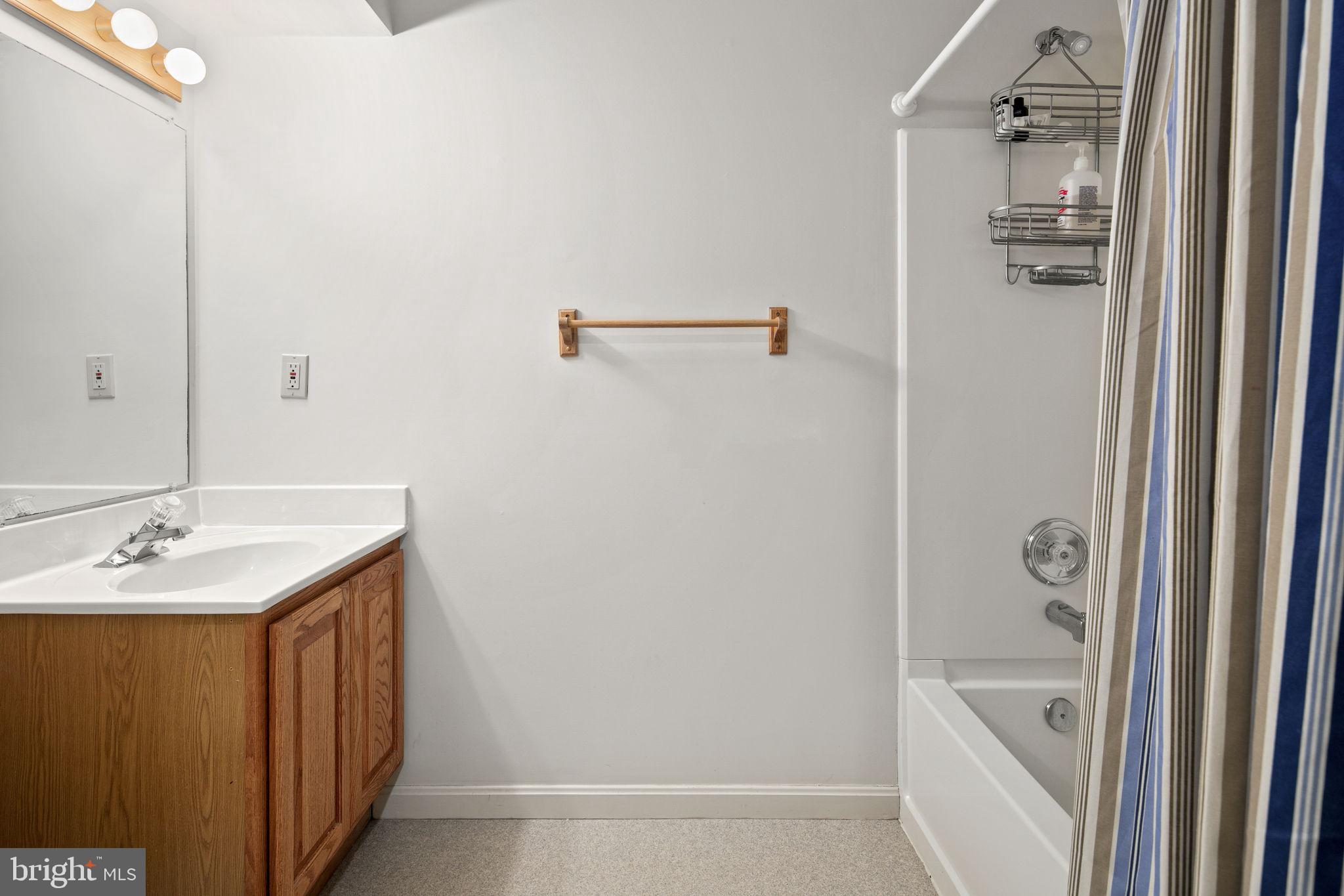 12717 Hitchcock Ct