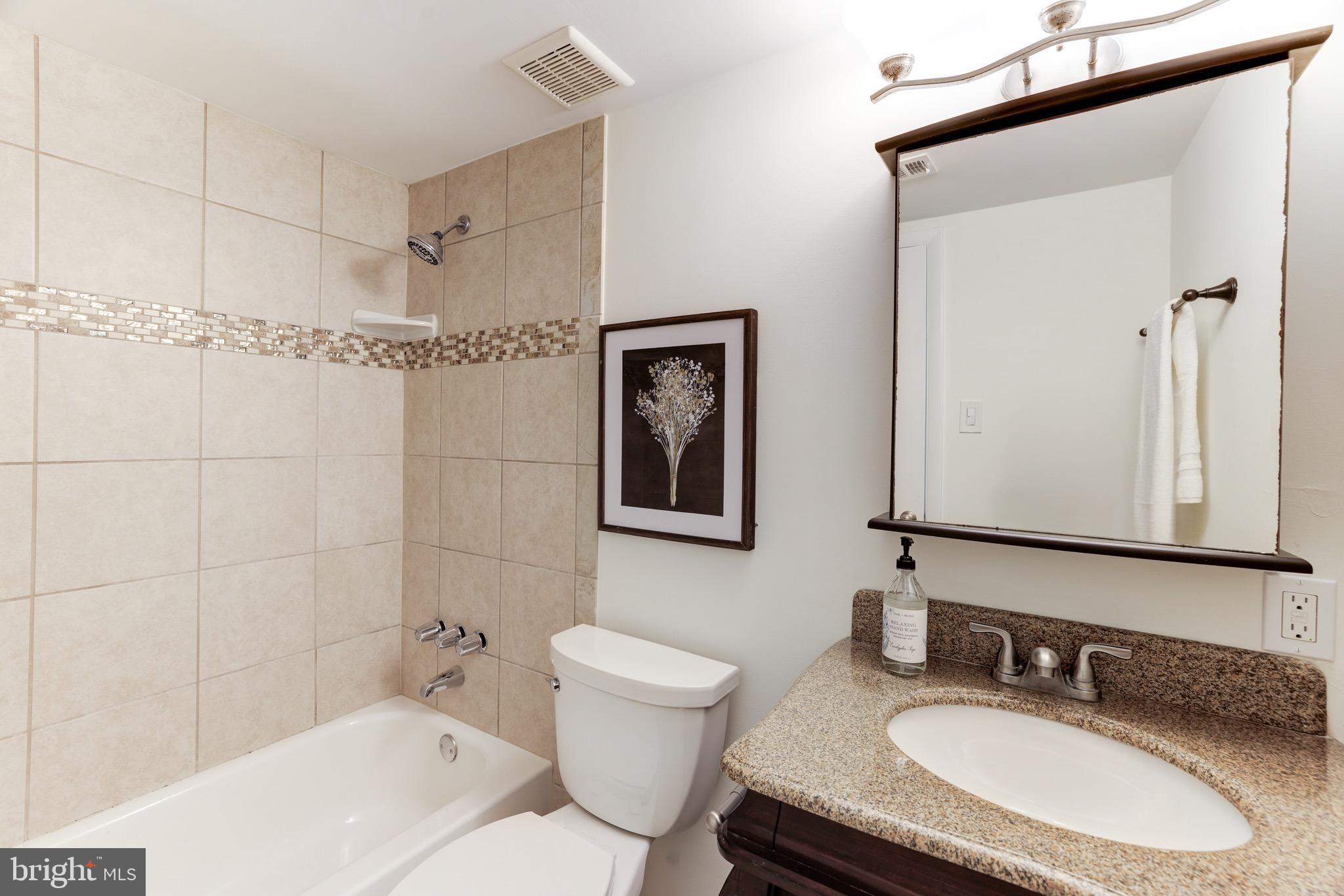 11600 Vantage Hill Rd #12c