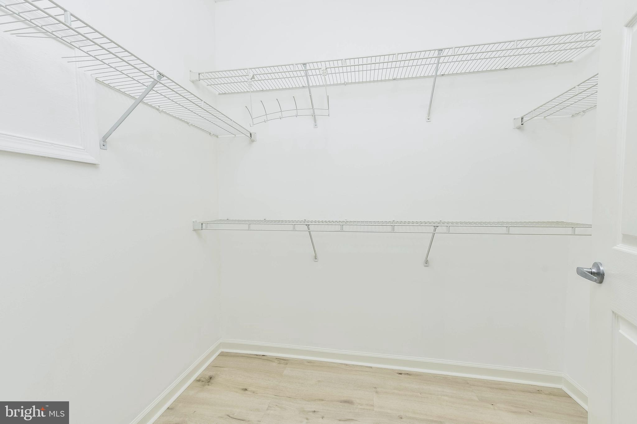 1716 LAKE SHORE CREST DRIVE 13