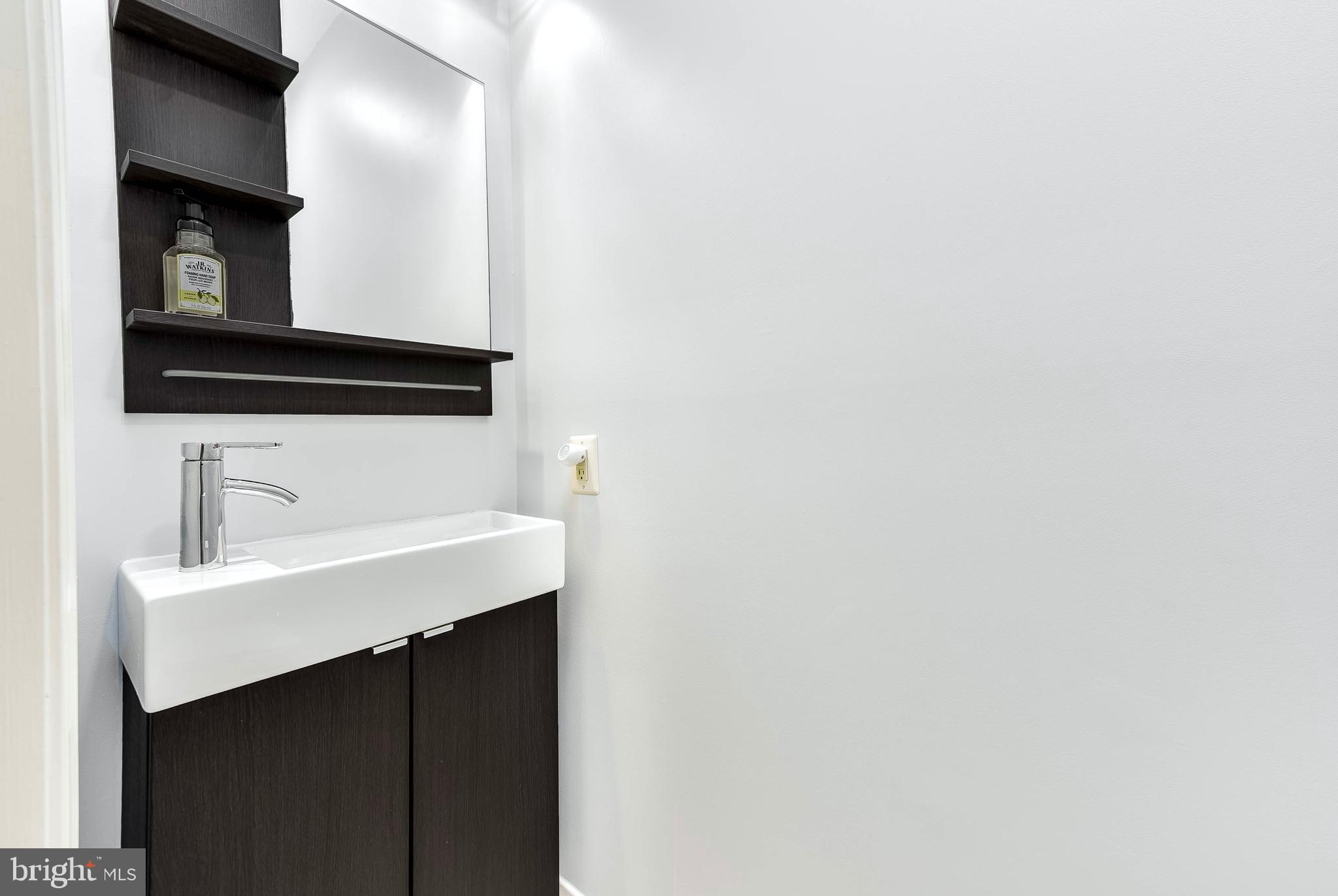 1716 LAKE SHORE CREST DRIVE 13