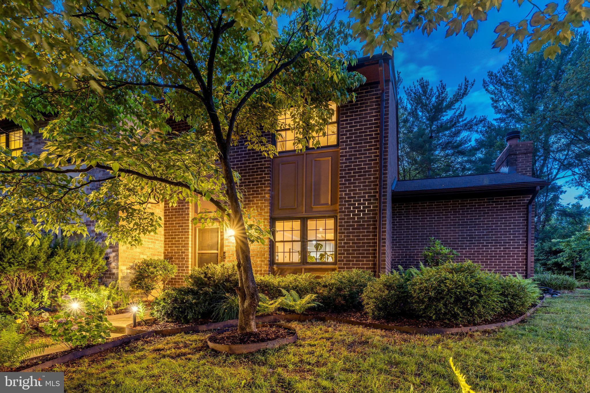 11328 Headlands Ct