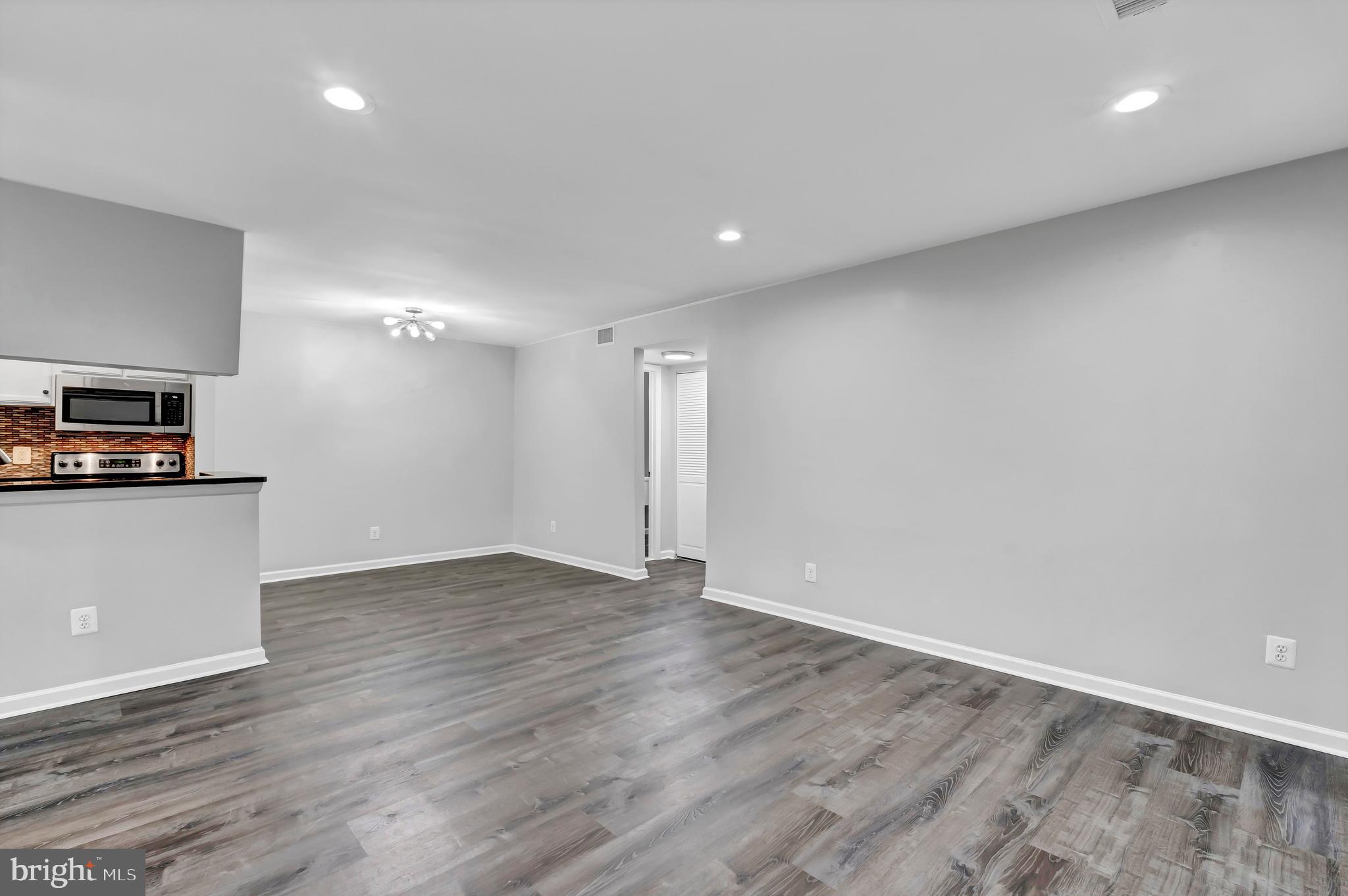 1727 Ascot Way #D