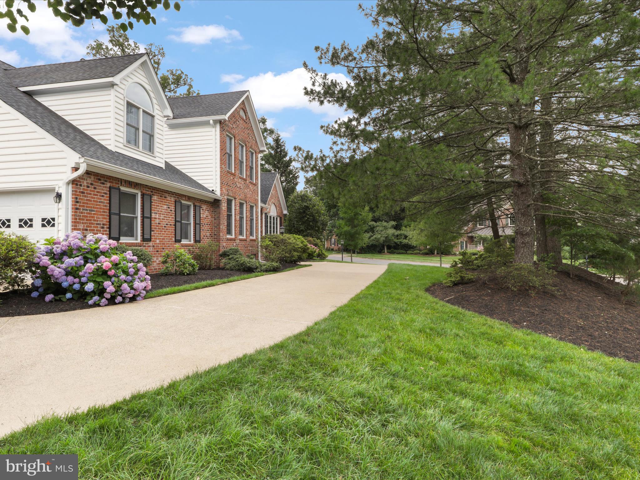 5796 WESTCHESTER STREET