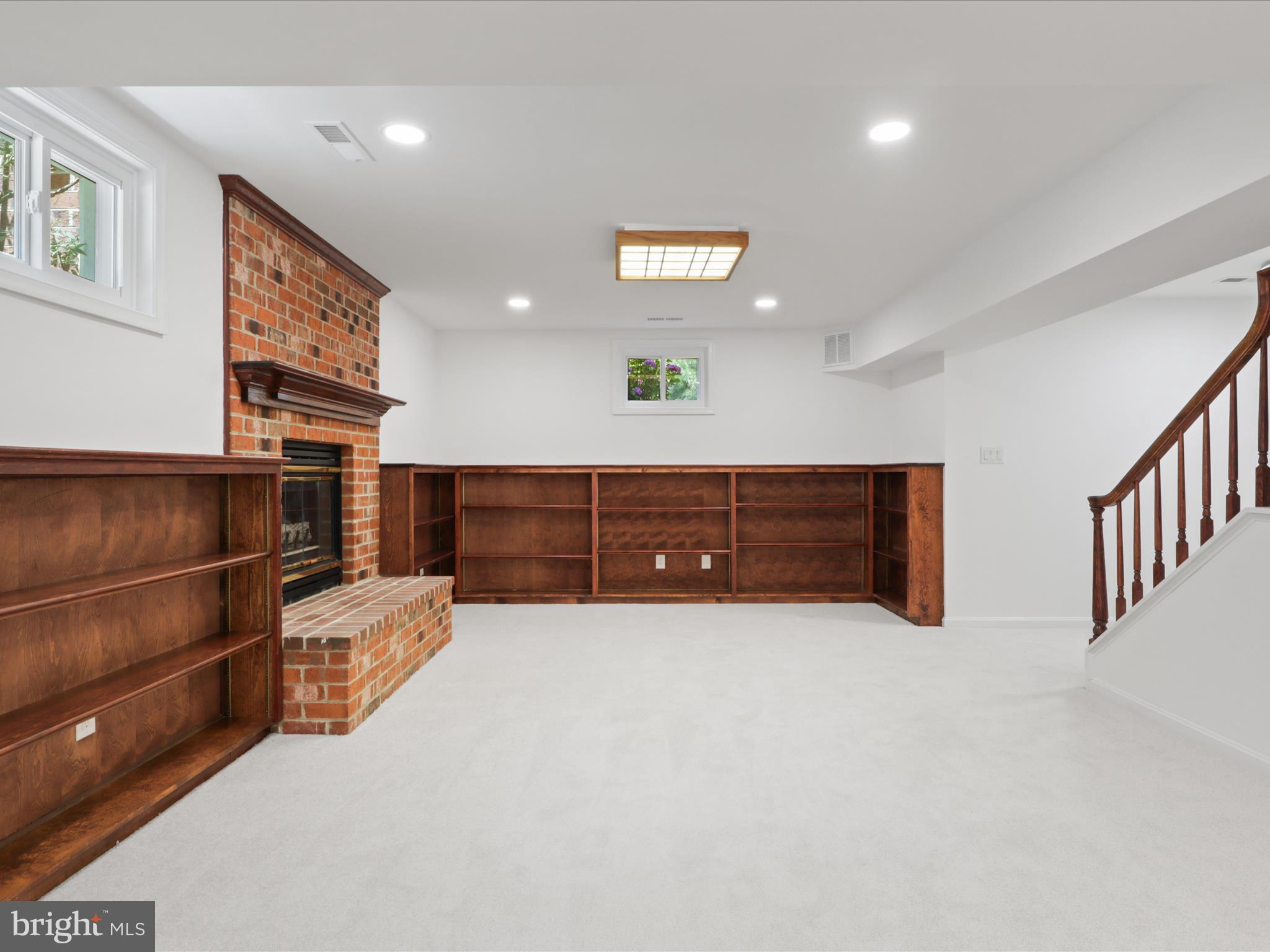 5796 WESTCHESTER STREET