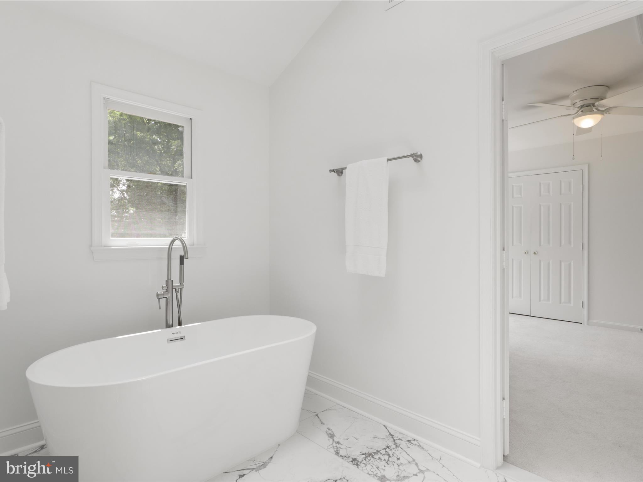 5796 WESTCHESTER STREET