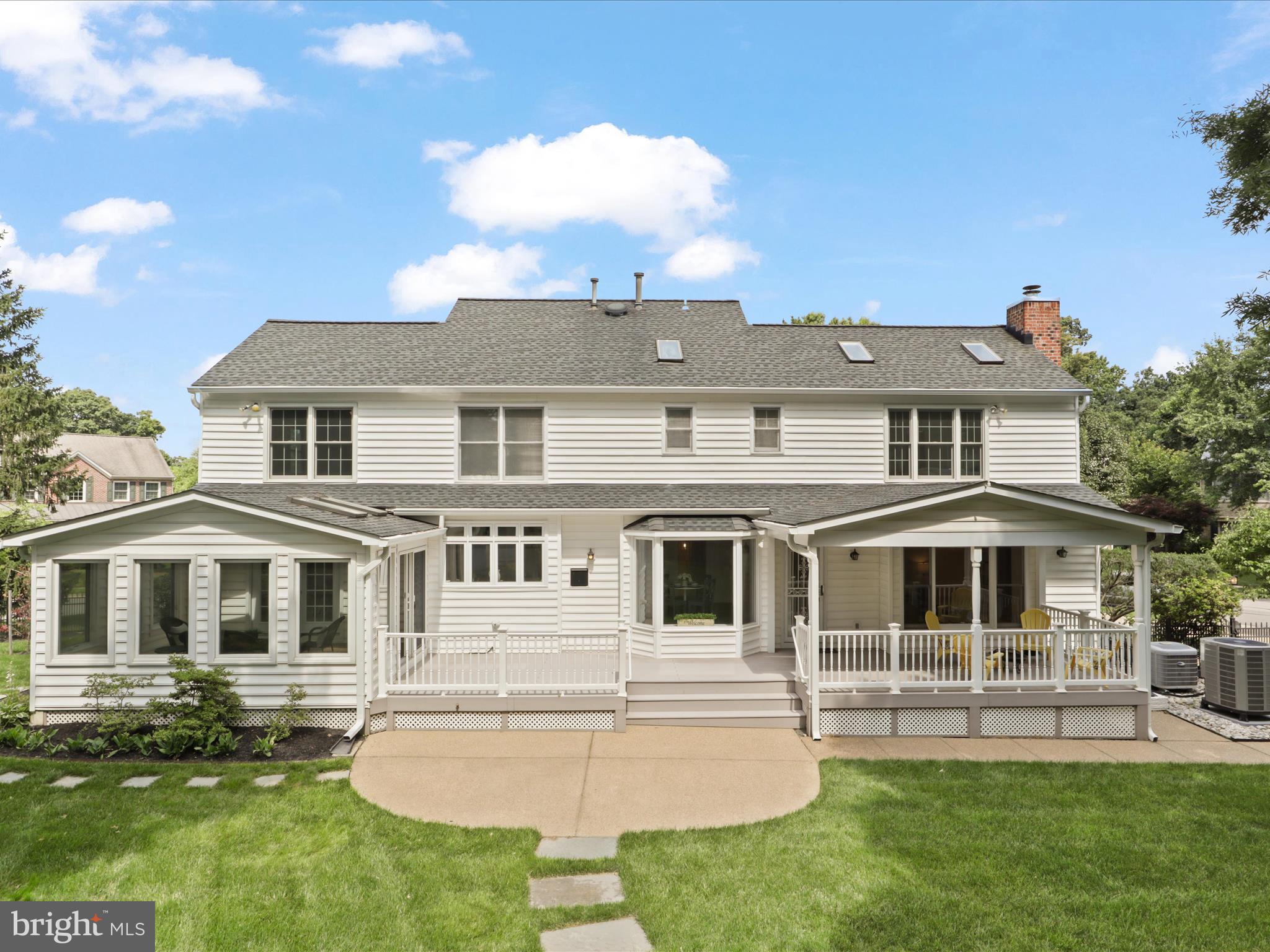 5796 WESTCHESTER STREET