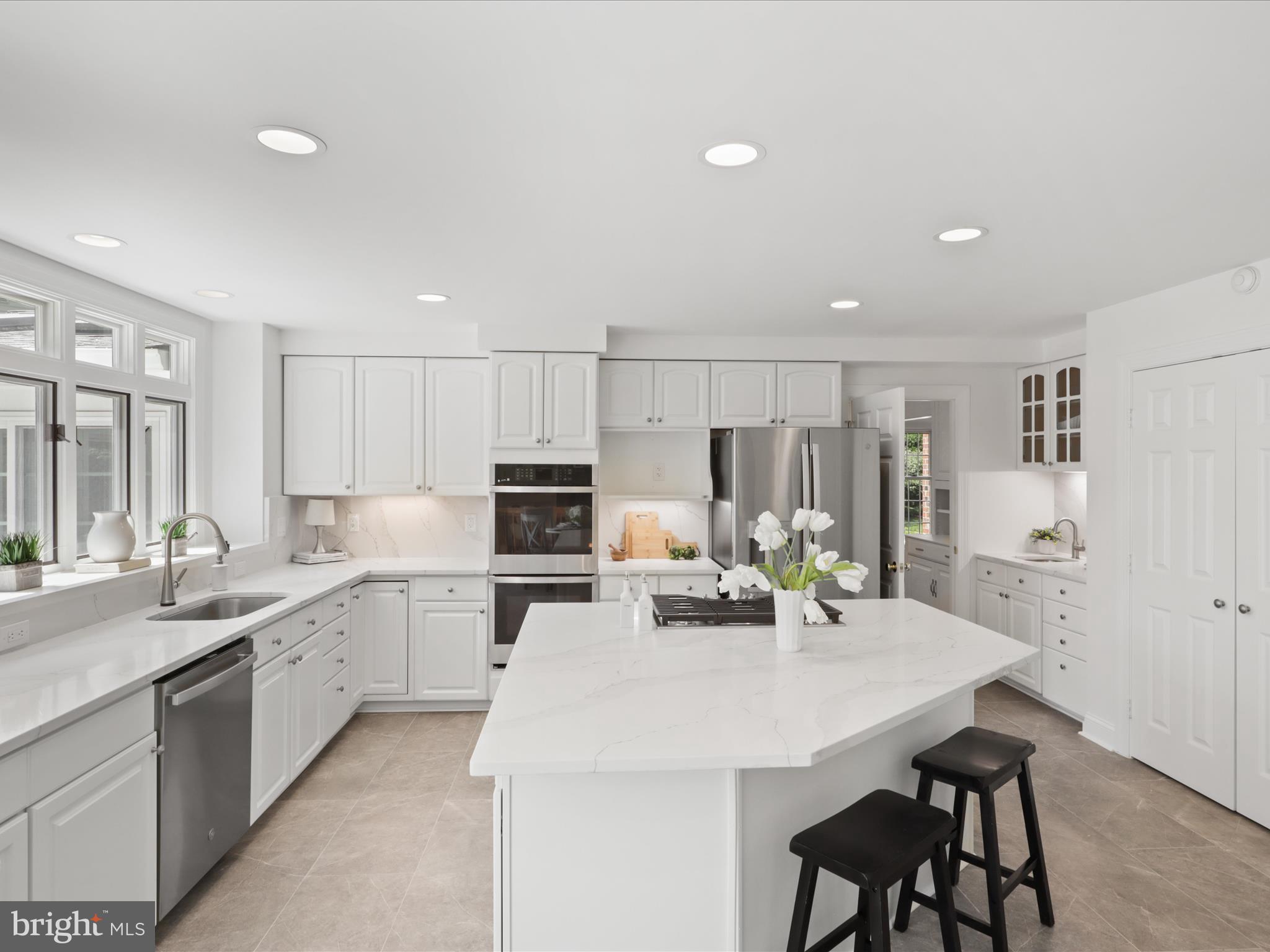 5796 WESTCHESTER STREET