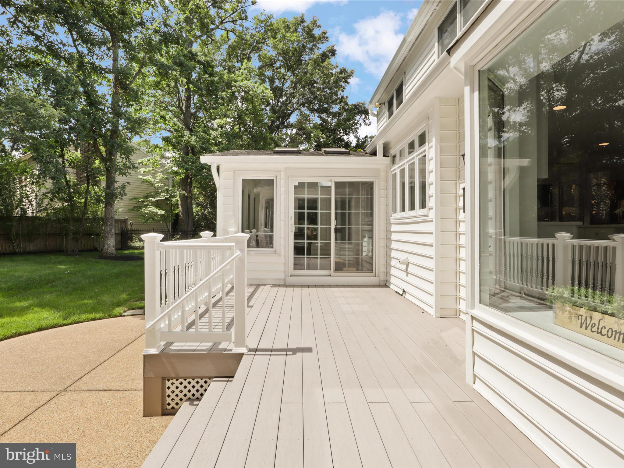 5796 WESTCHESTER STREET