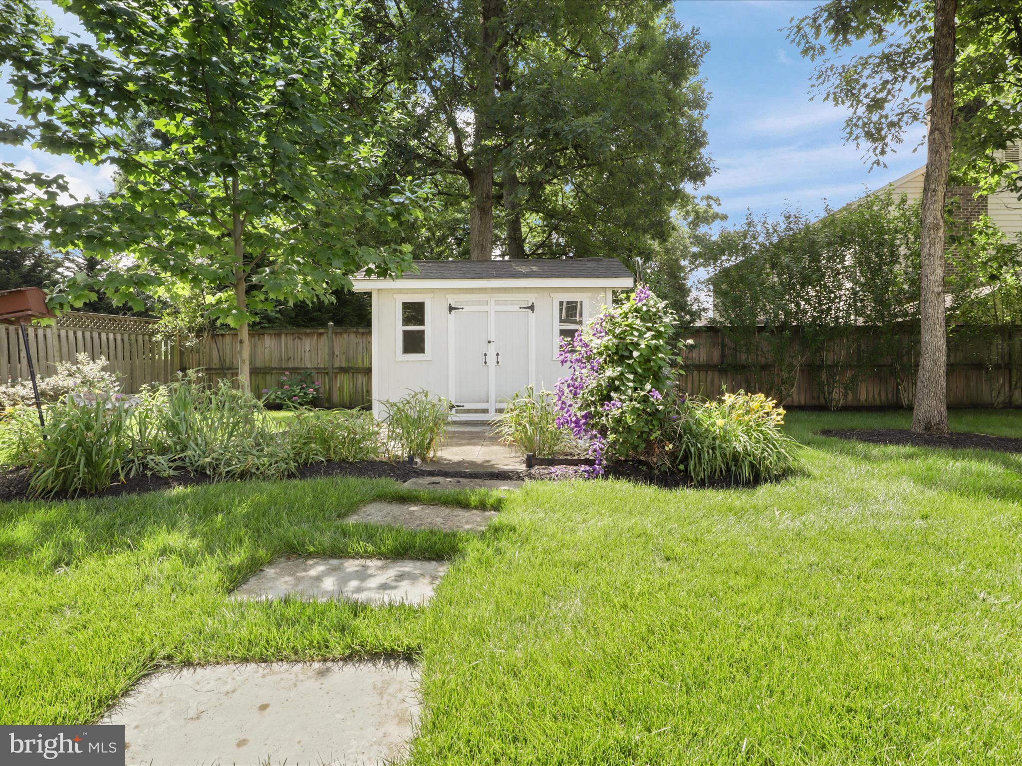 5796 WESTCHESTER STREET